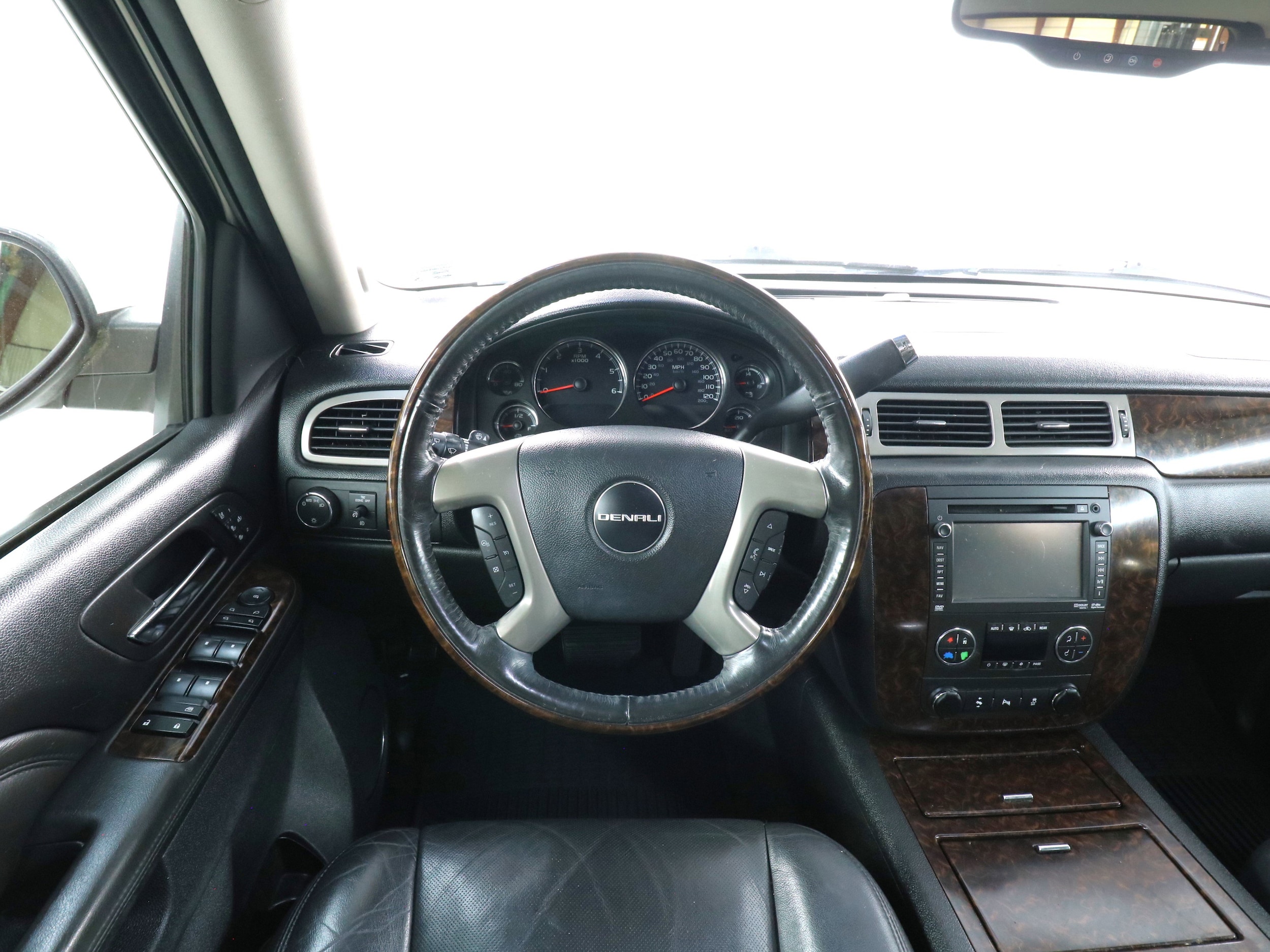 2013 GMC Yukon 10