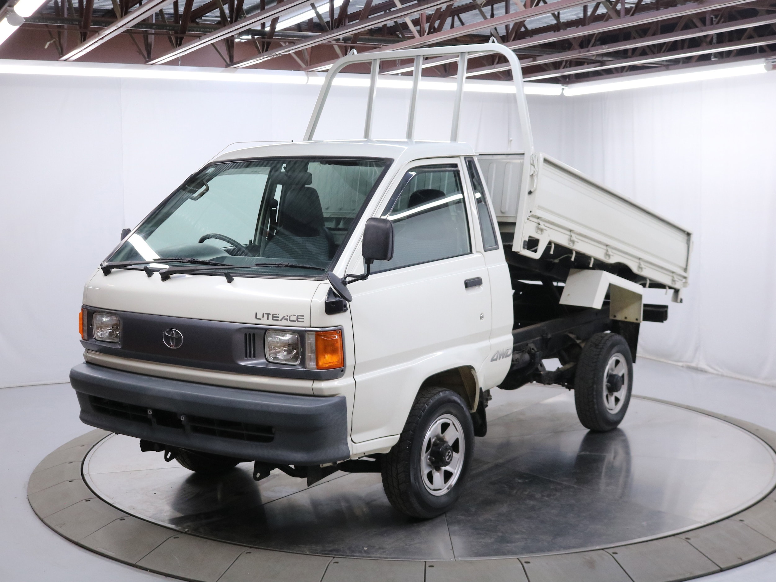 1997 Toyota Liteace 11