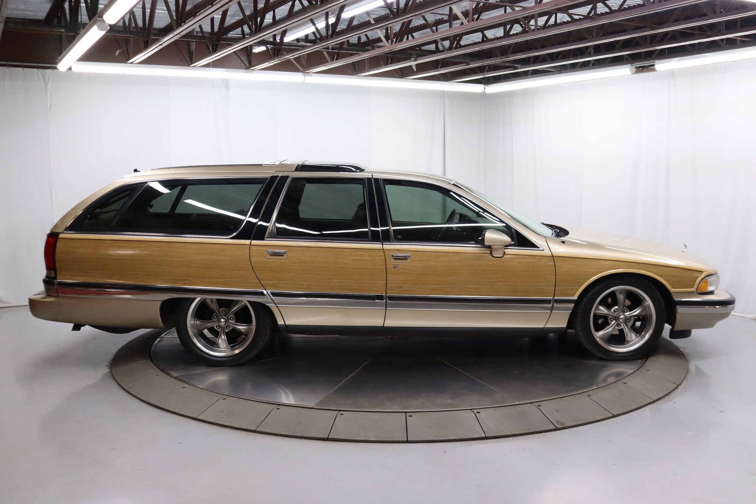 1993 Buick Roadmaster 10