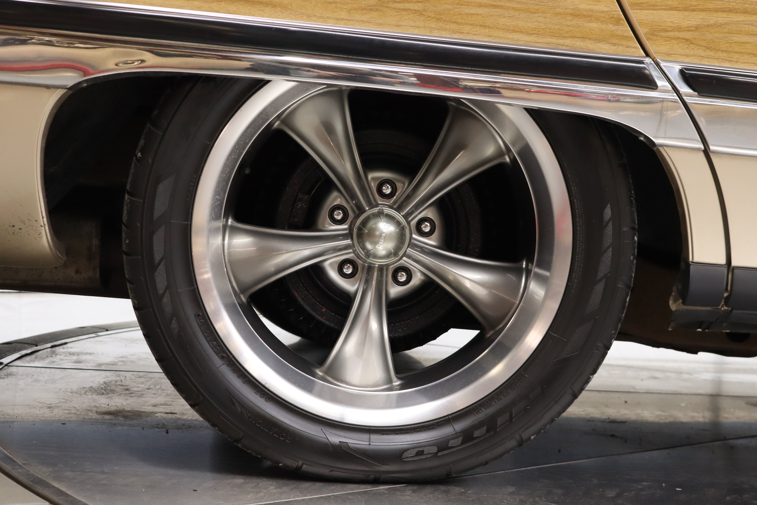 1993 Buick Roadmaster 76
