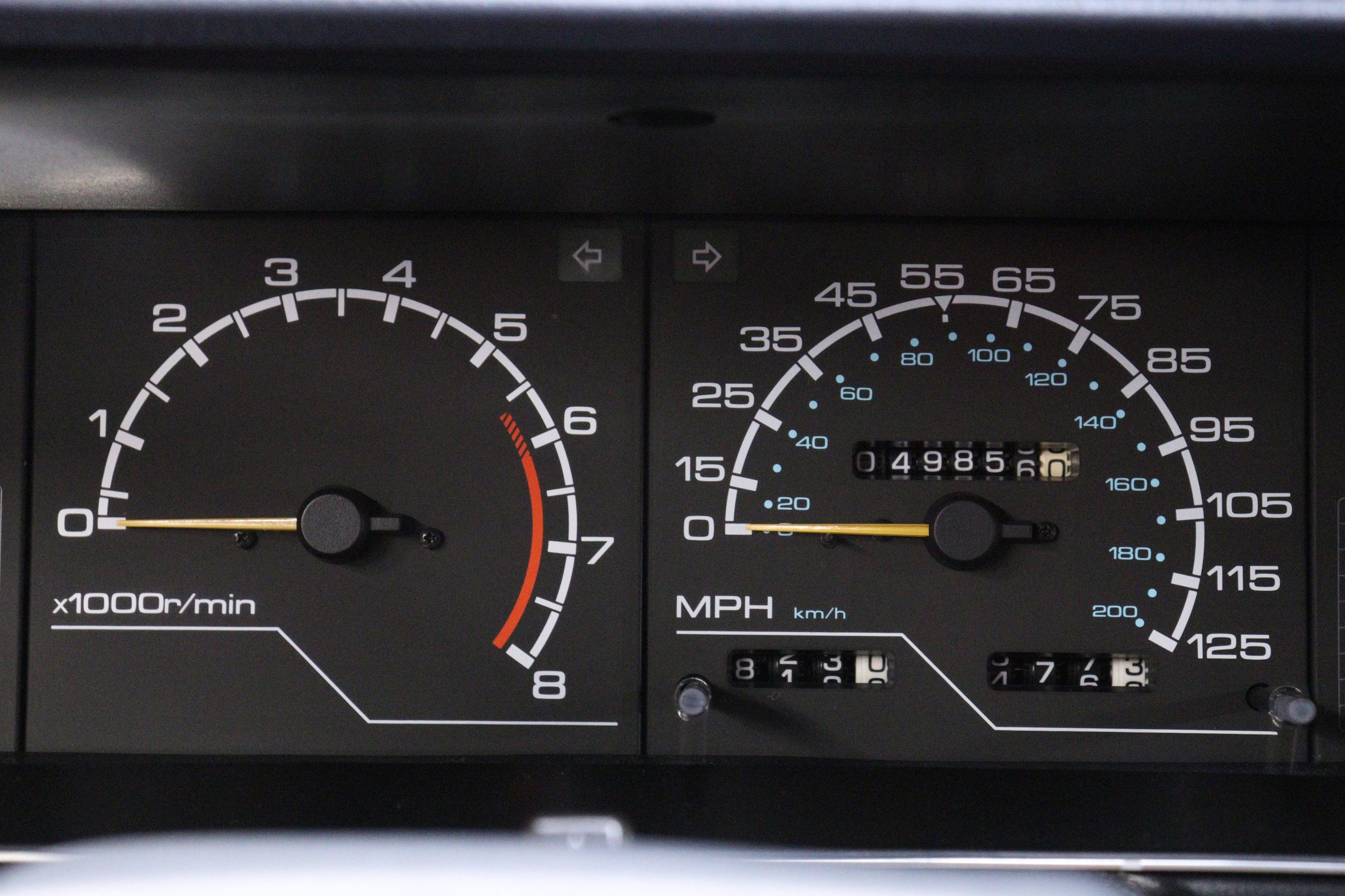 1987 Nissan Maxima 54