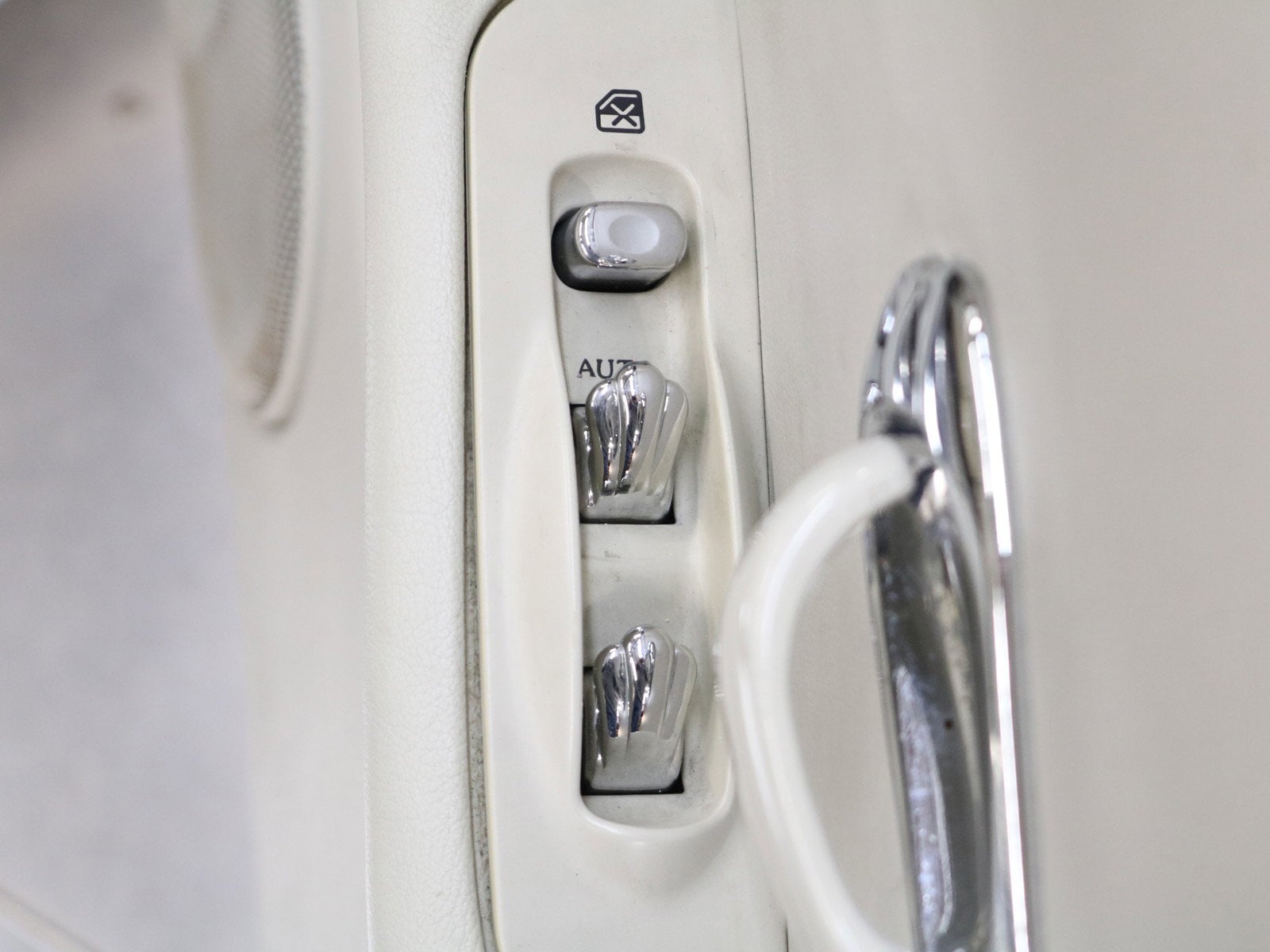 1991 Nissan Figaro 53