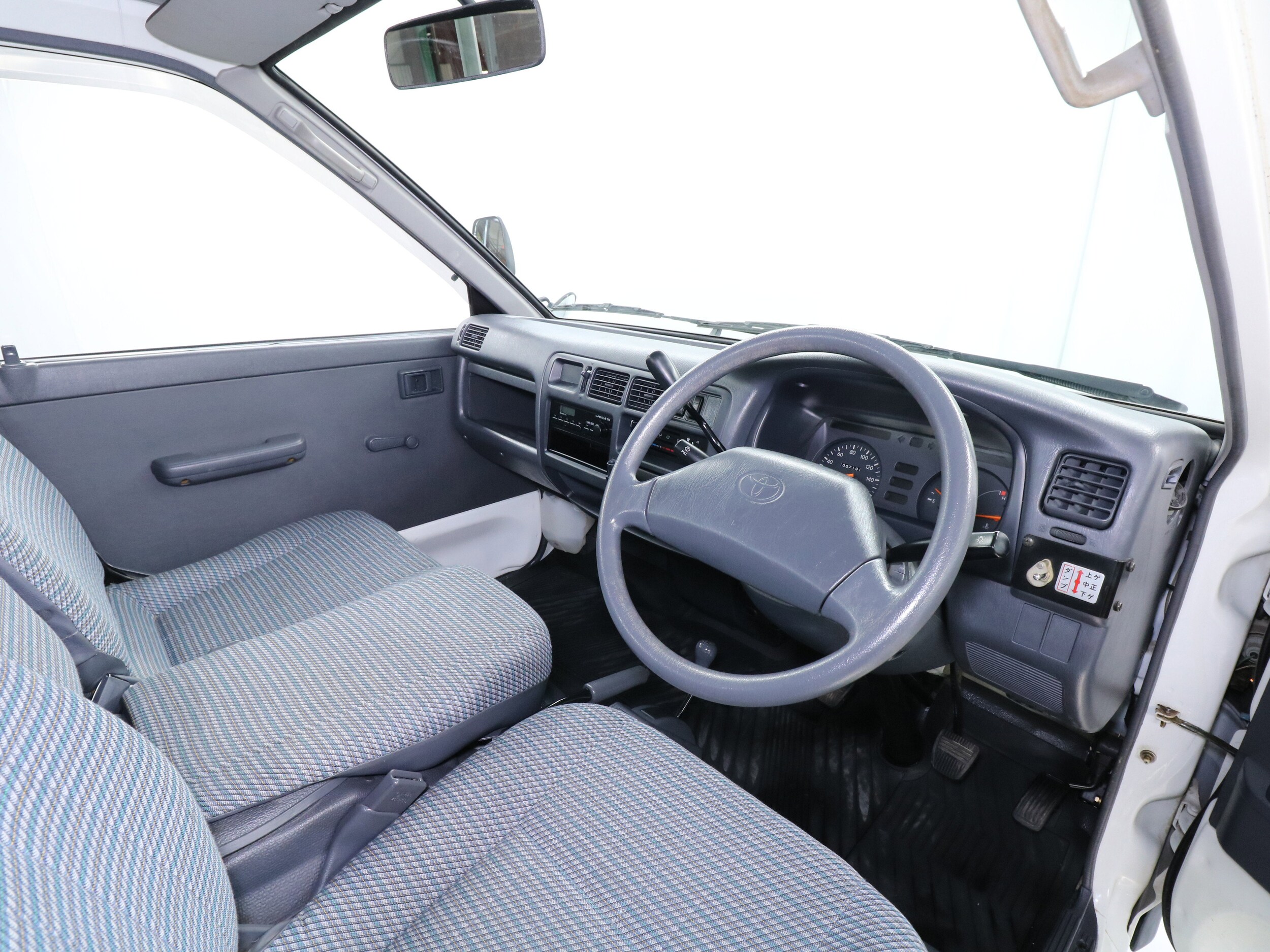 1997 Toyota Liteace 17