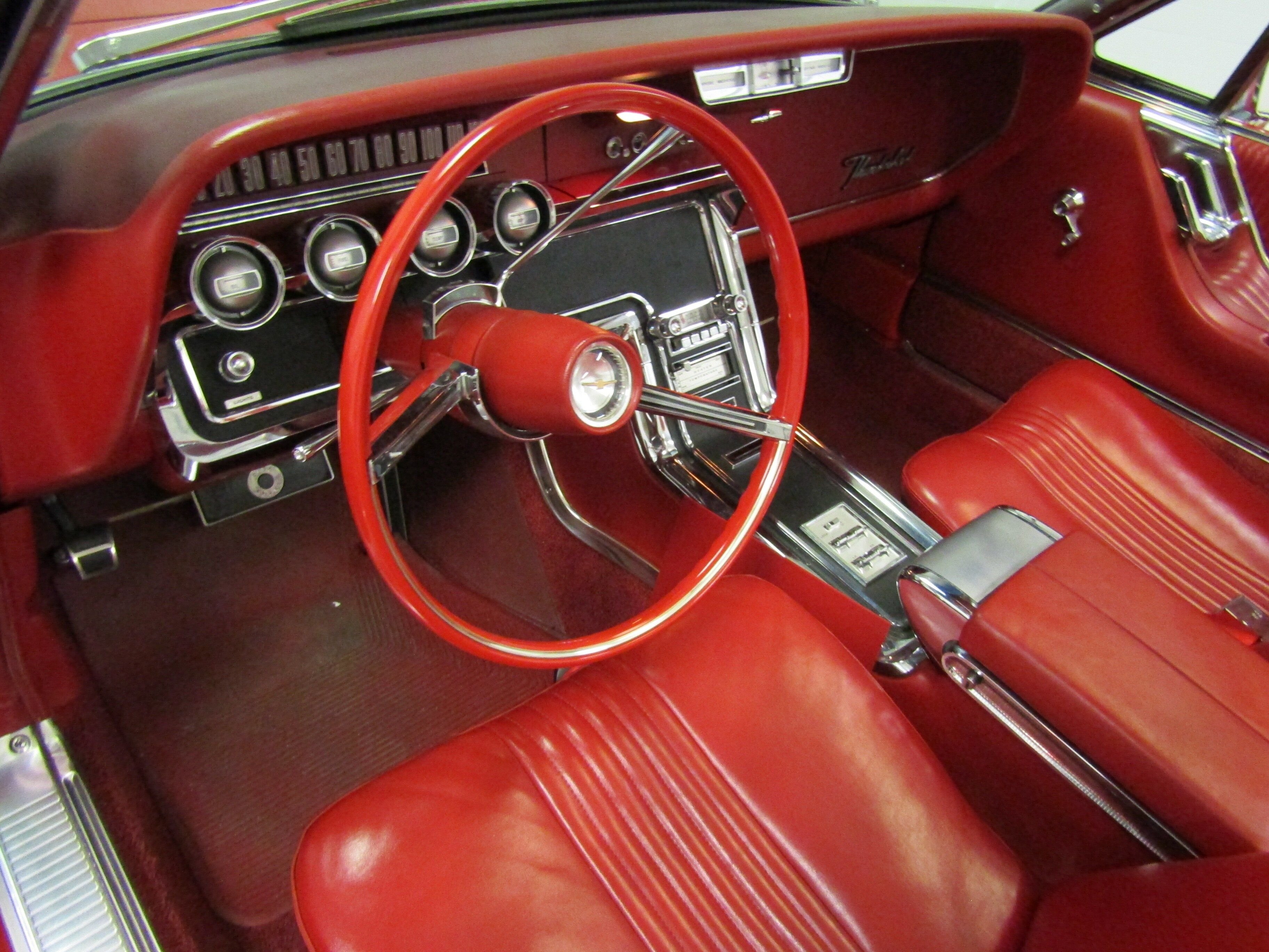 1965 Ford Thunderbird 18