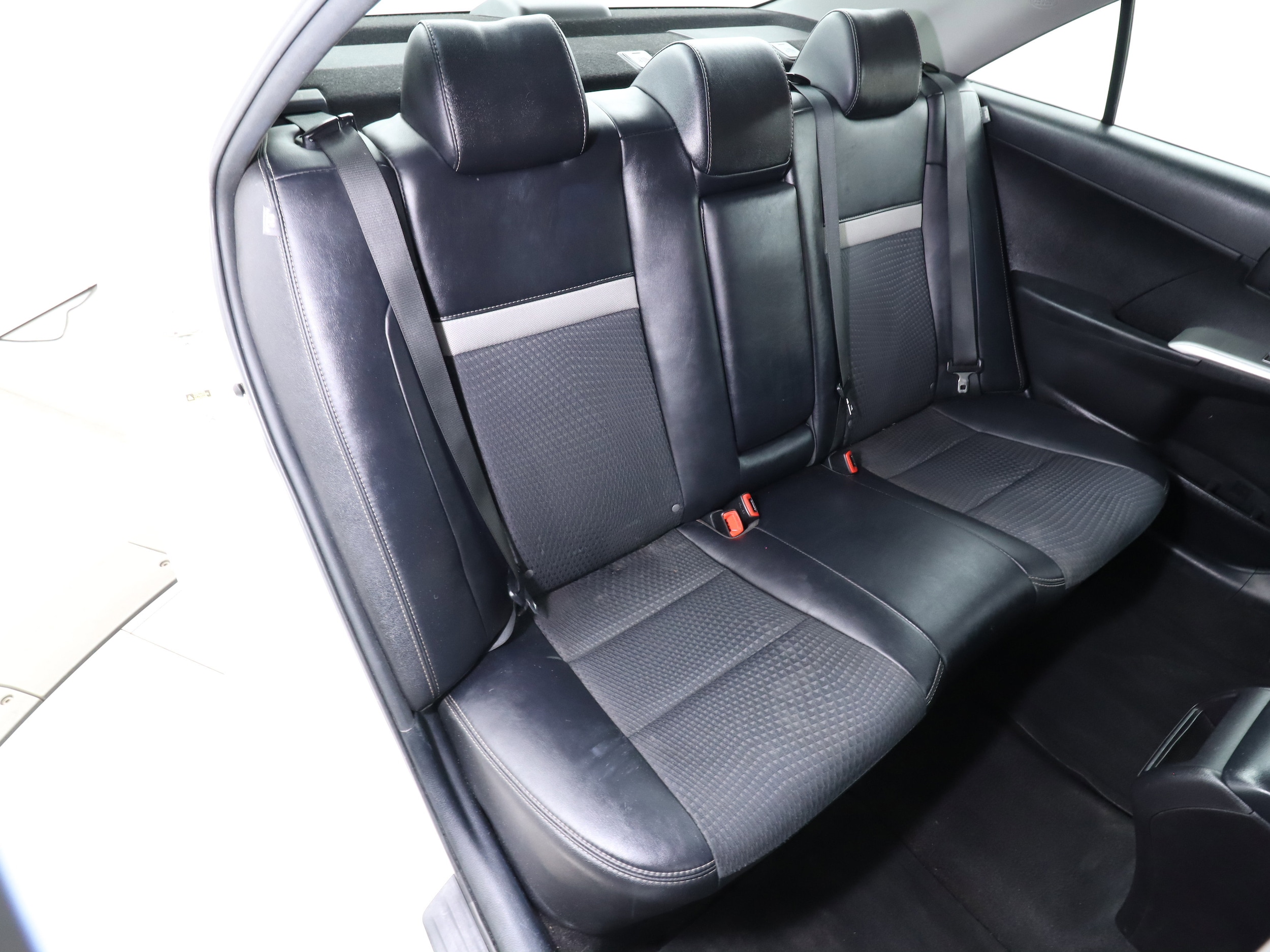 2014 Toyota Camry 18
