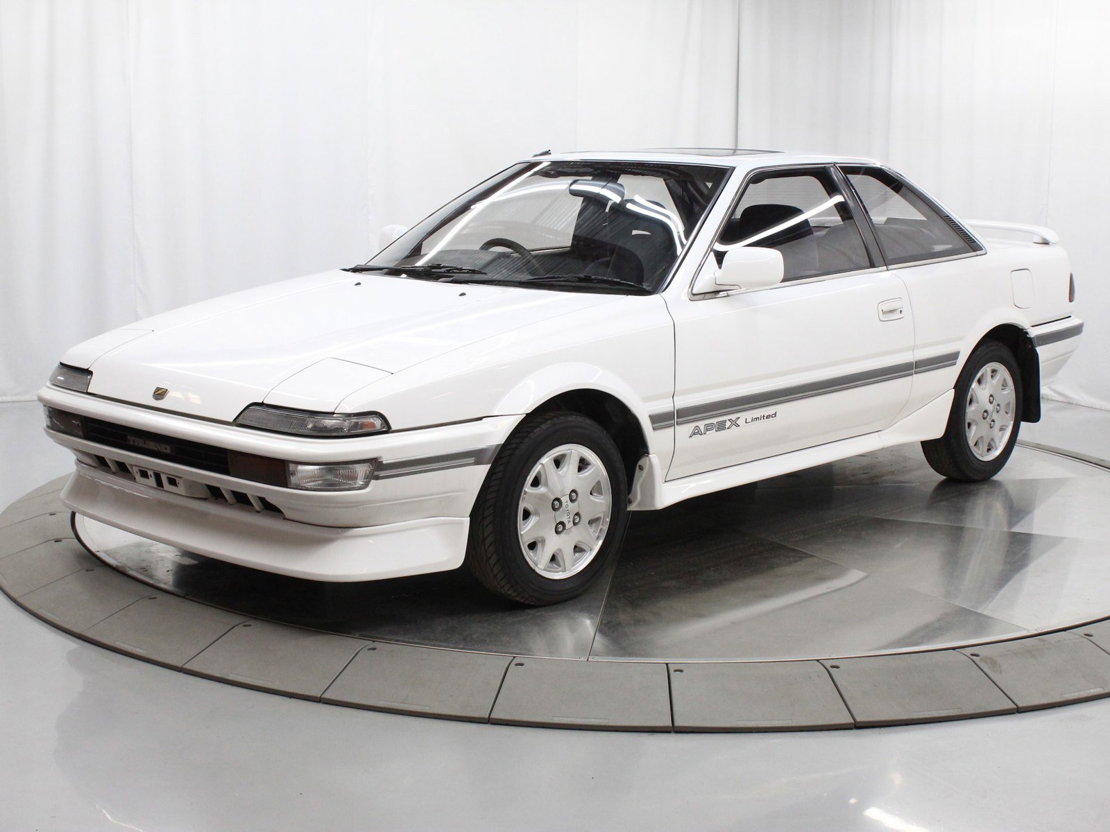 1989 Toyota Sprinter 4