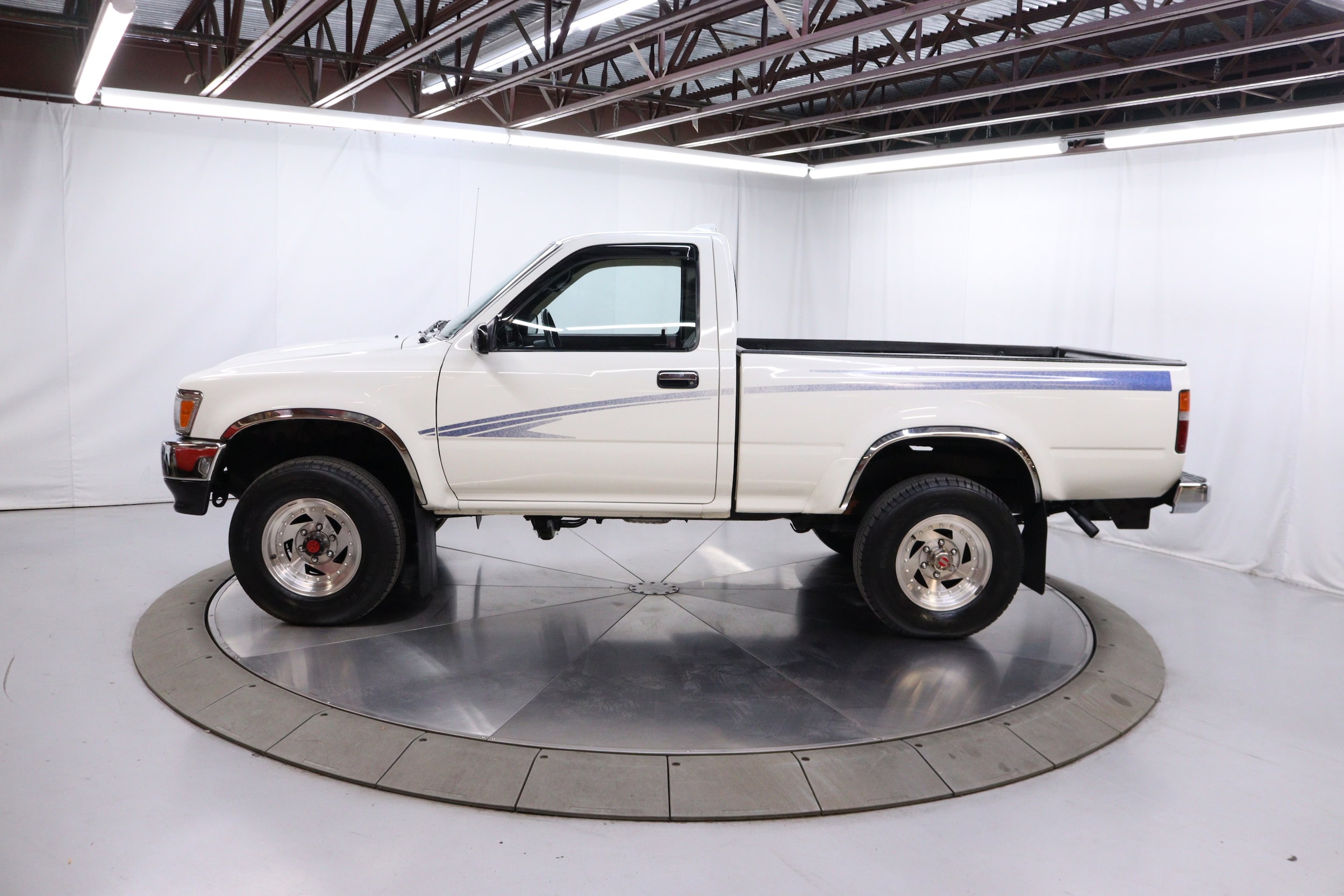 1994 Toyota Pickup 4