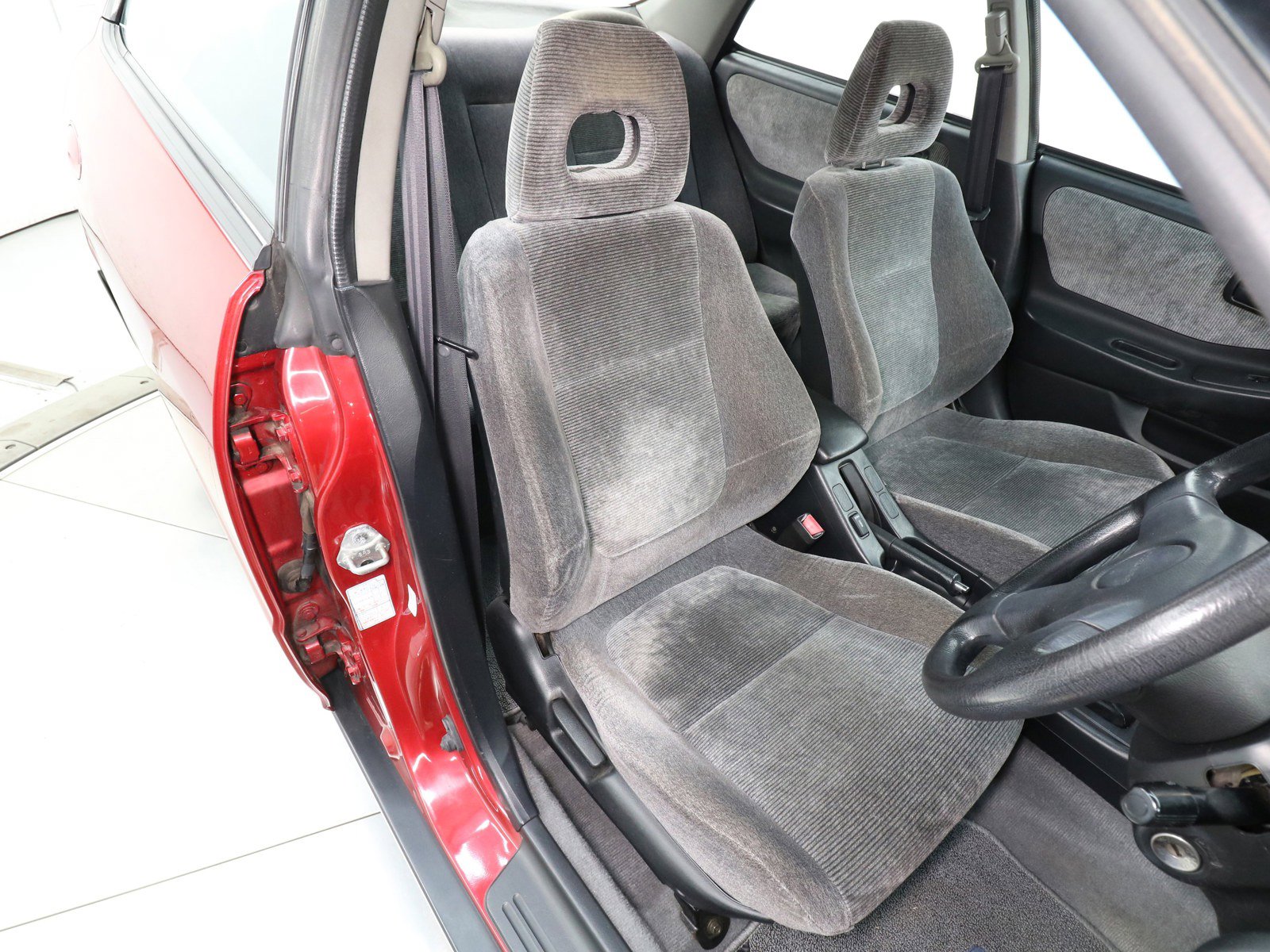 1994 Honda Integra JDM car for sale — photo 17 of 25