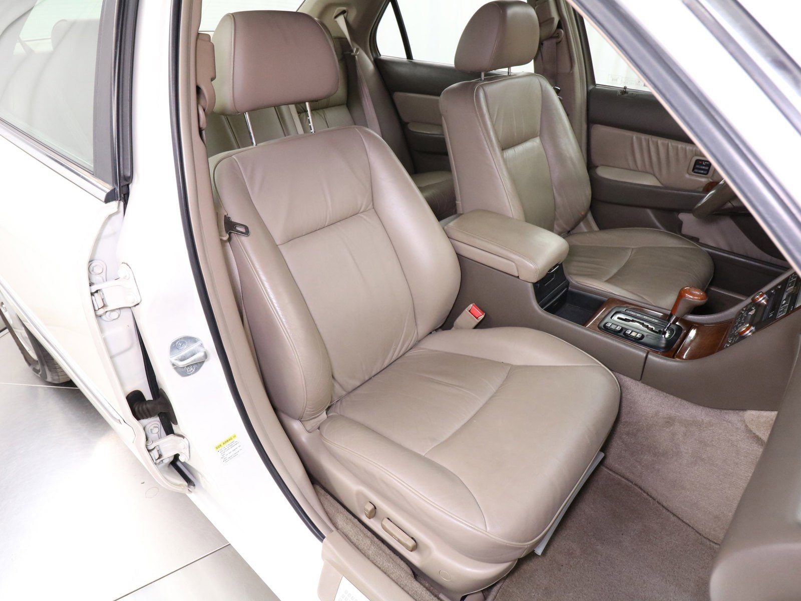 2004 Acura RL 17