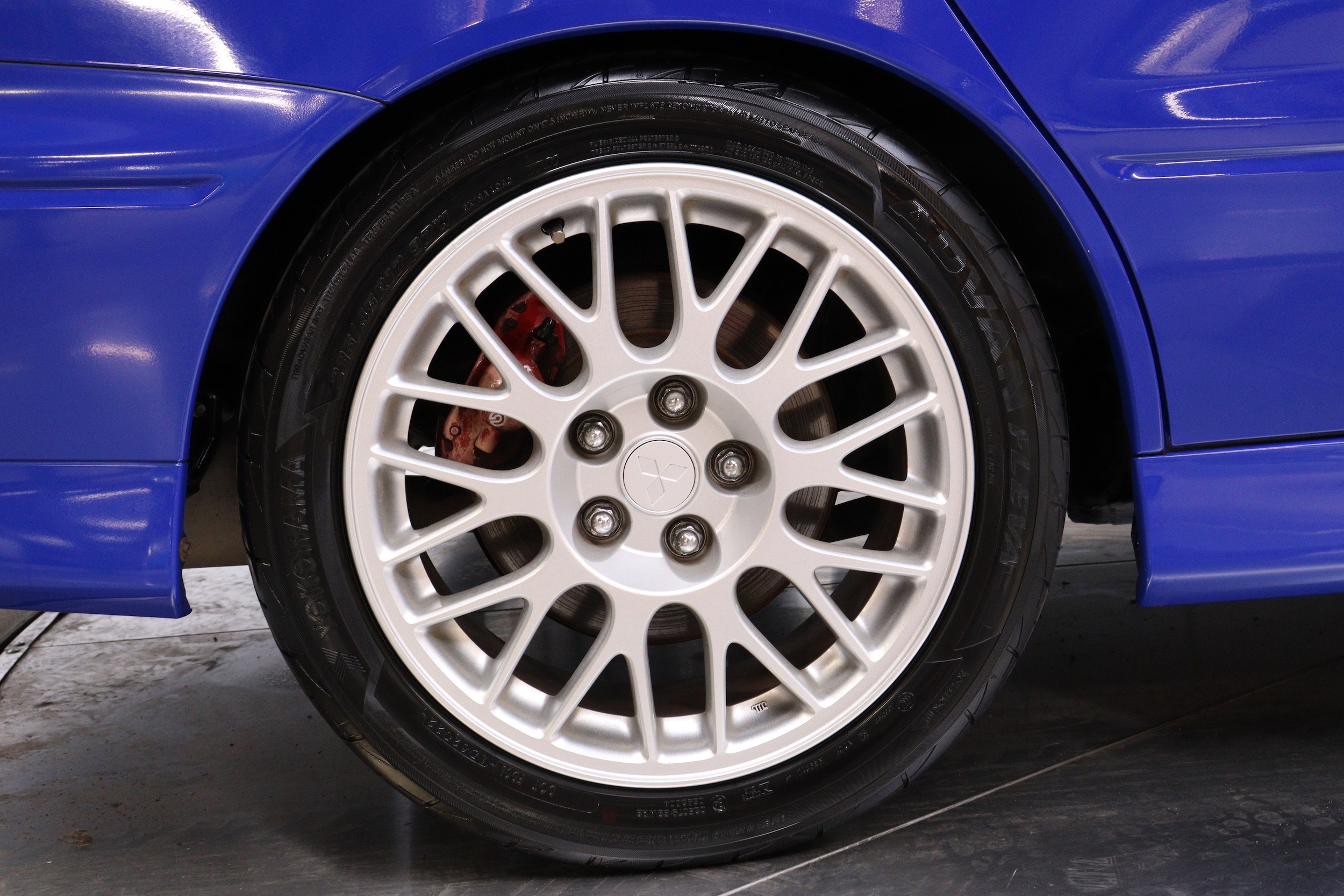 2001 Mitsubishi Lancer 34