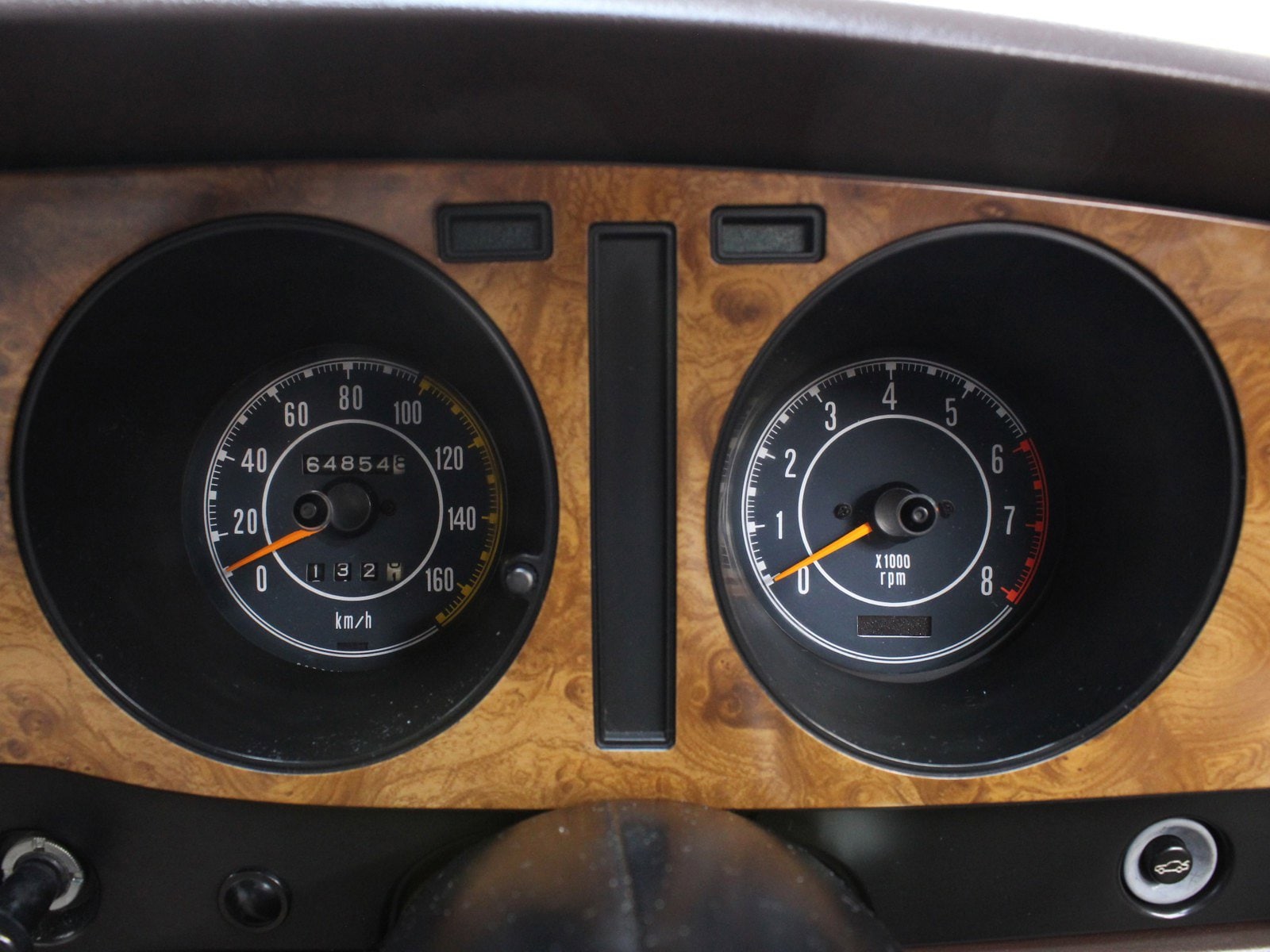 1976 Mazda Cosmo 11