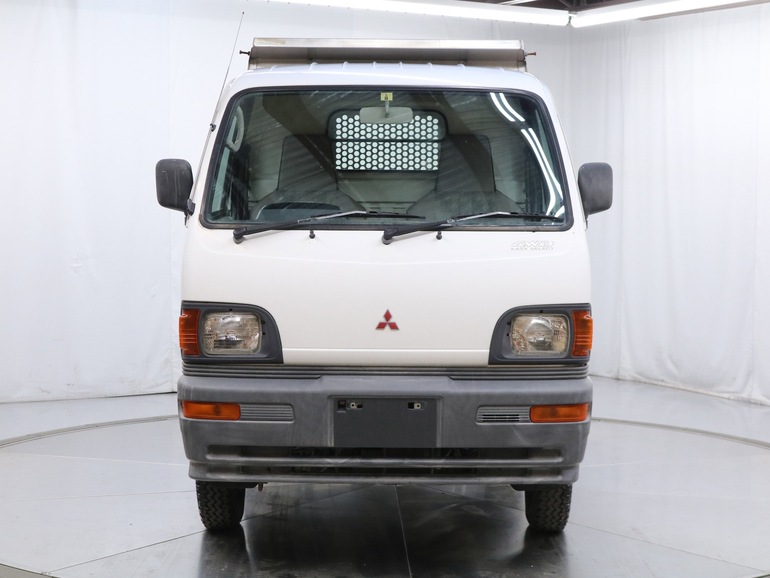 1996 Mitsubishi Minicab 3