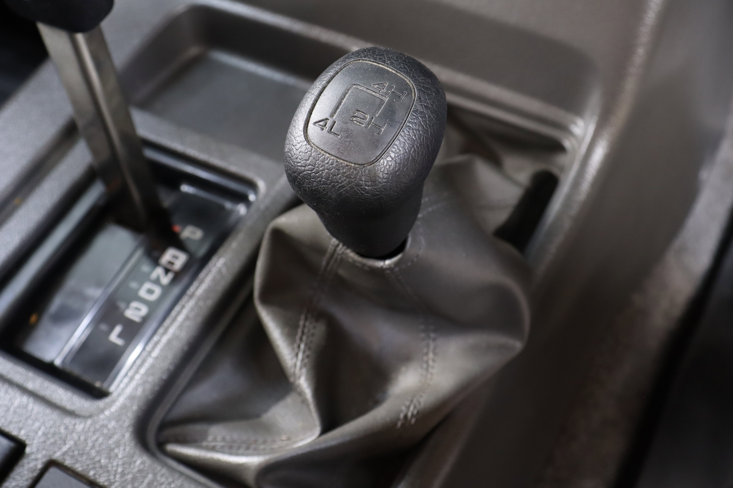 1996 Isuzu Bighorn 17