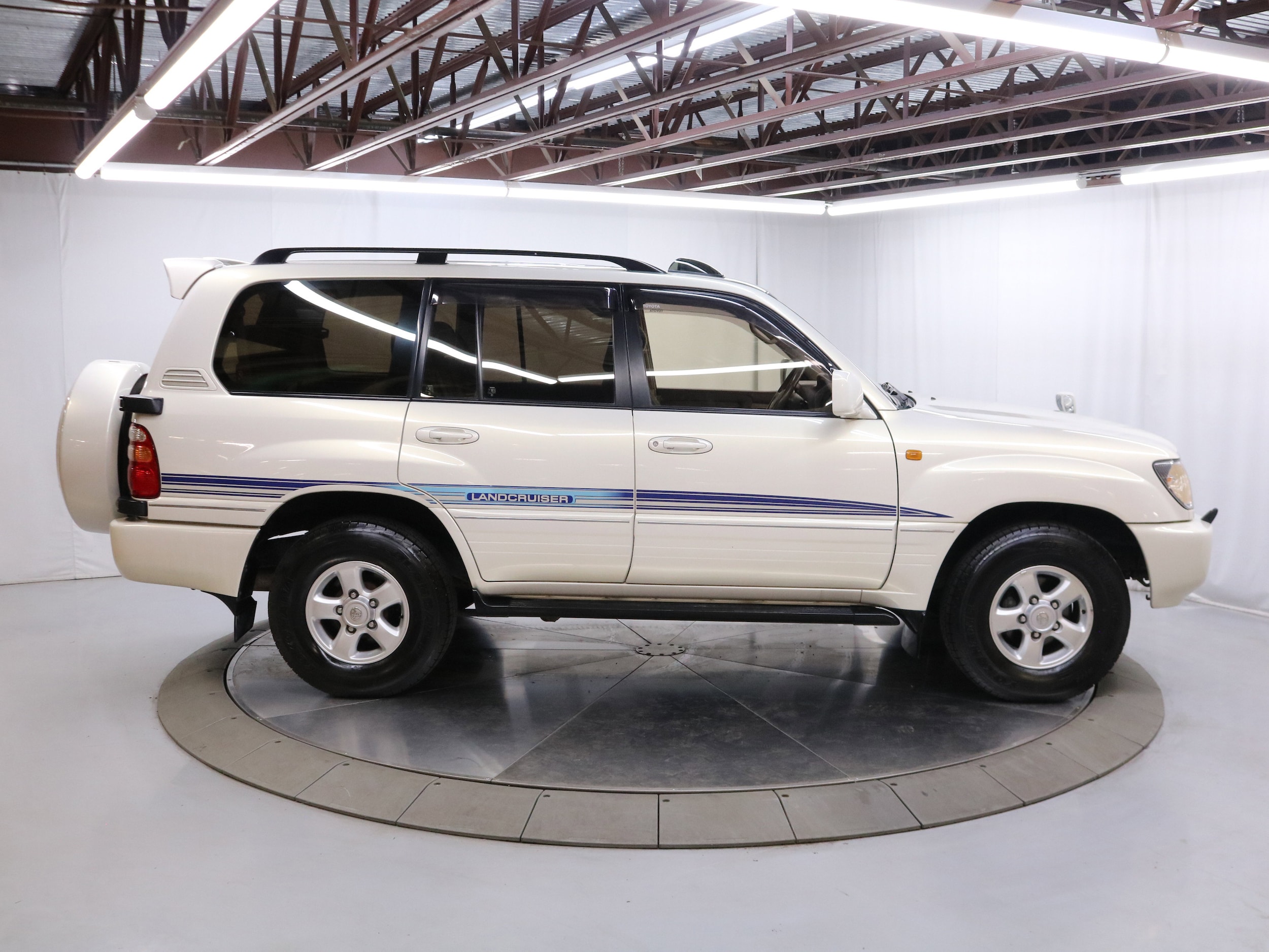 1998 Toyota Land Cruiser 8