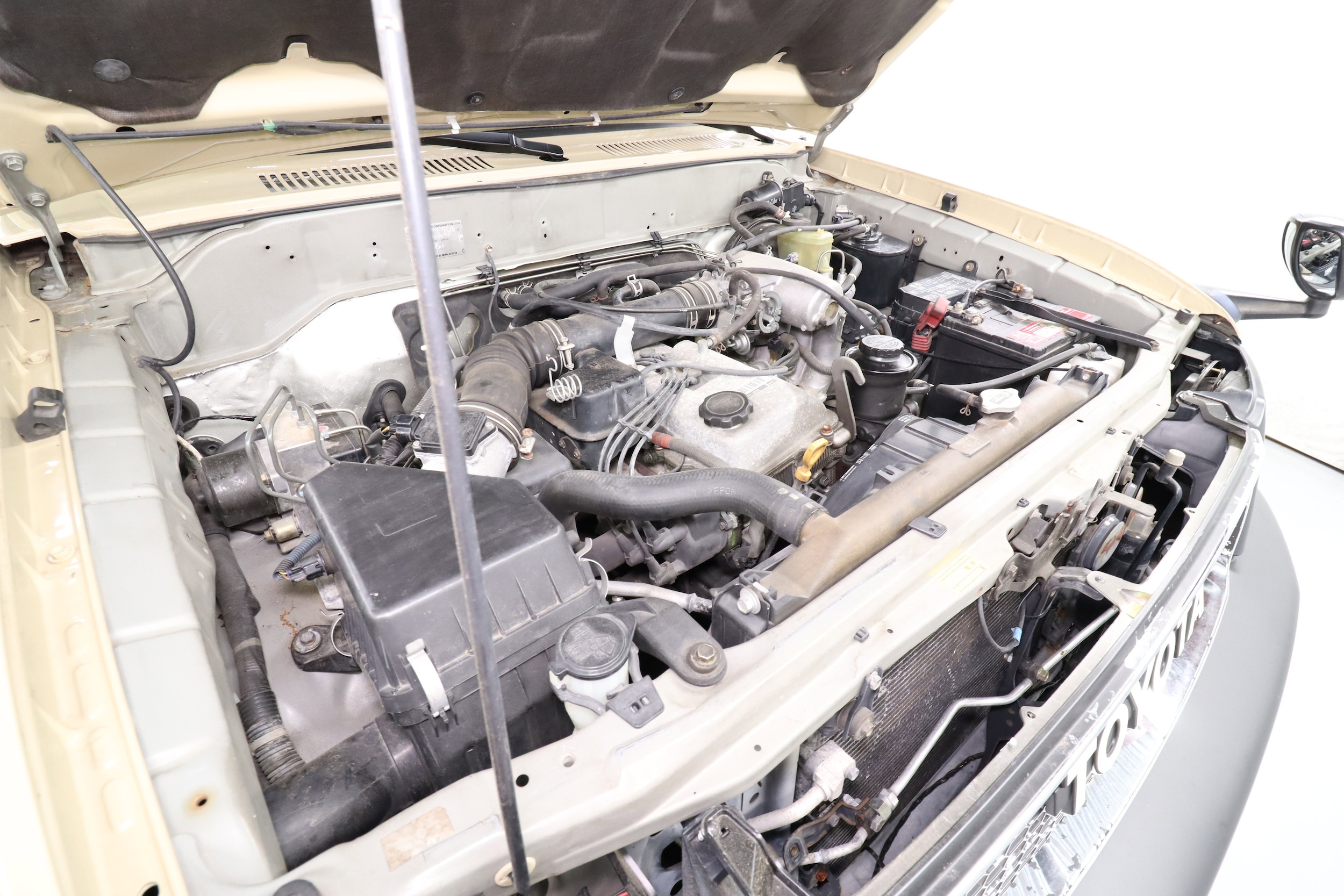 1999 Toyota Land Cruiser Prado 27