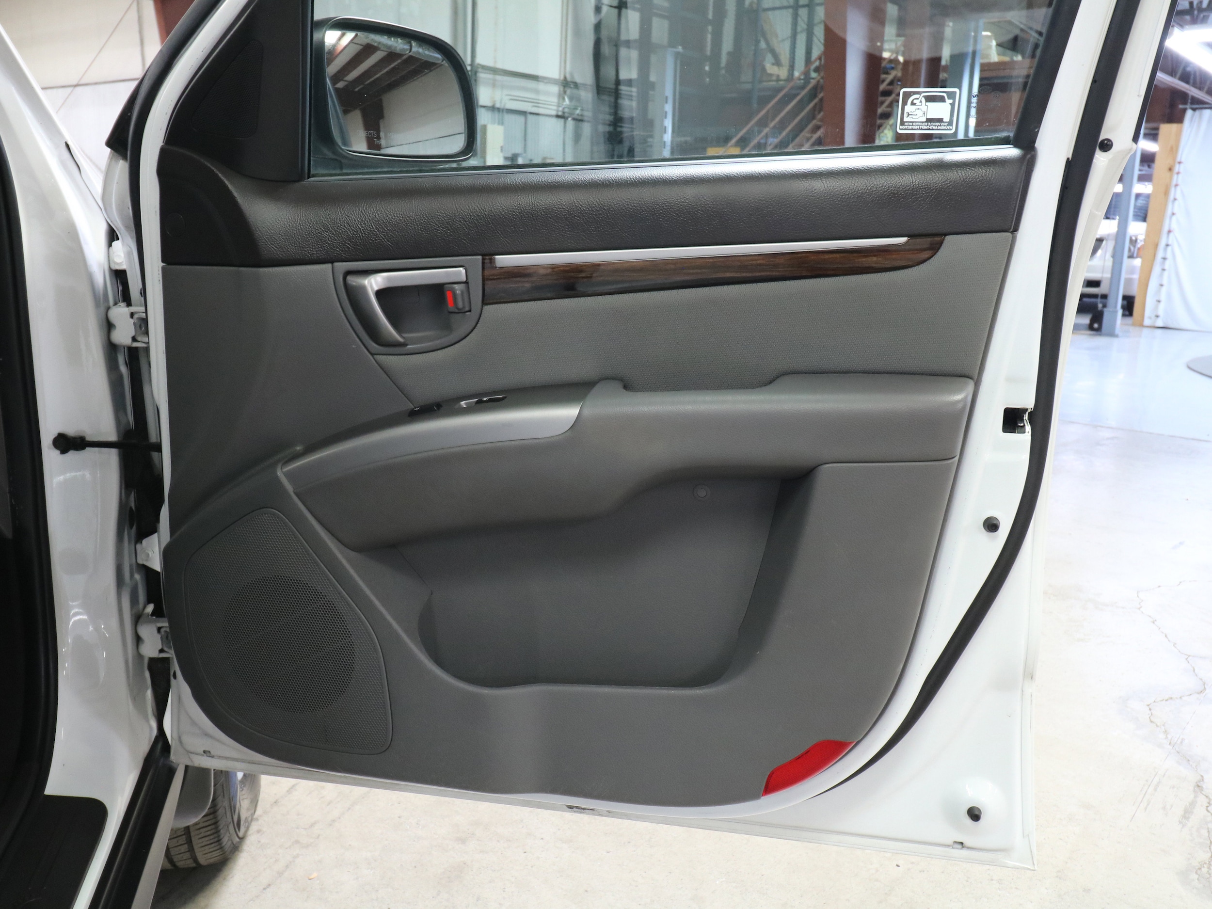 2012 Hyundai Santa Fe 23