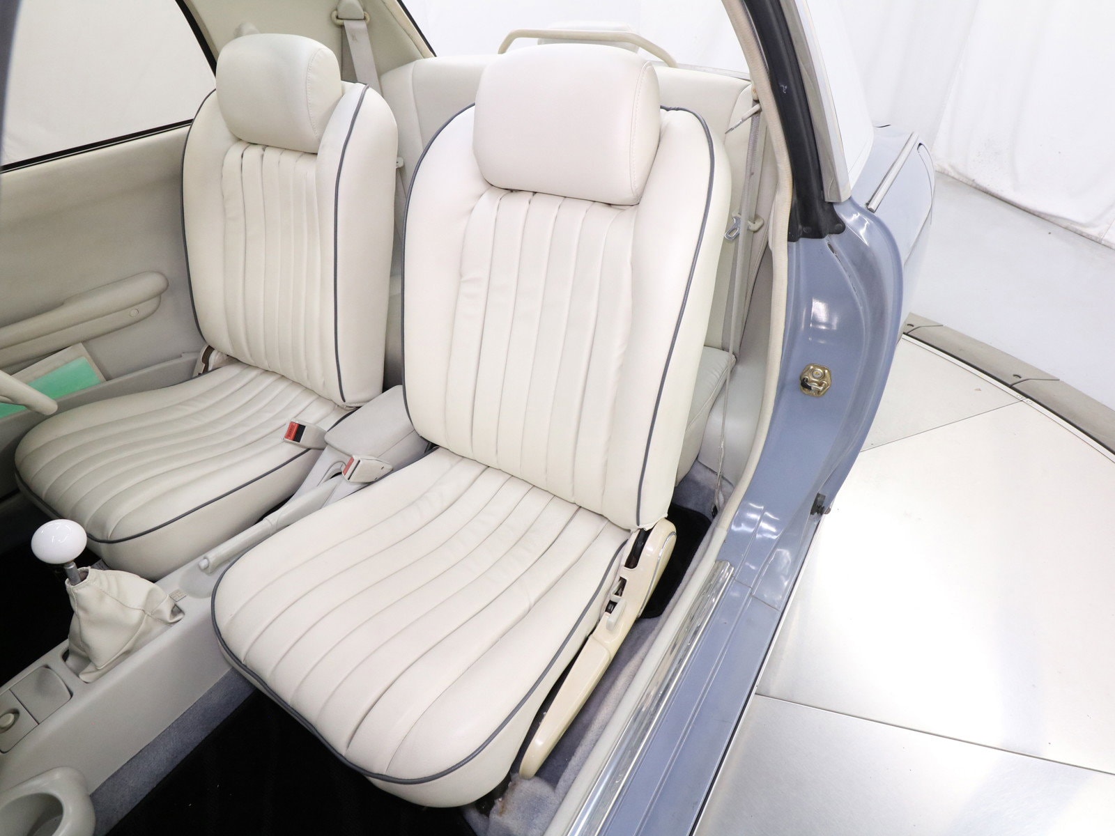 1991 Nissan Figaro 22