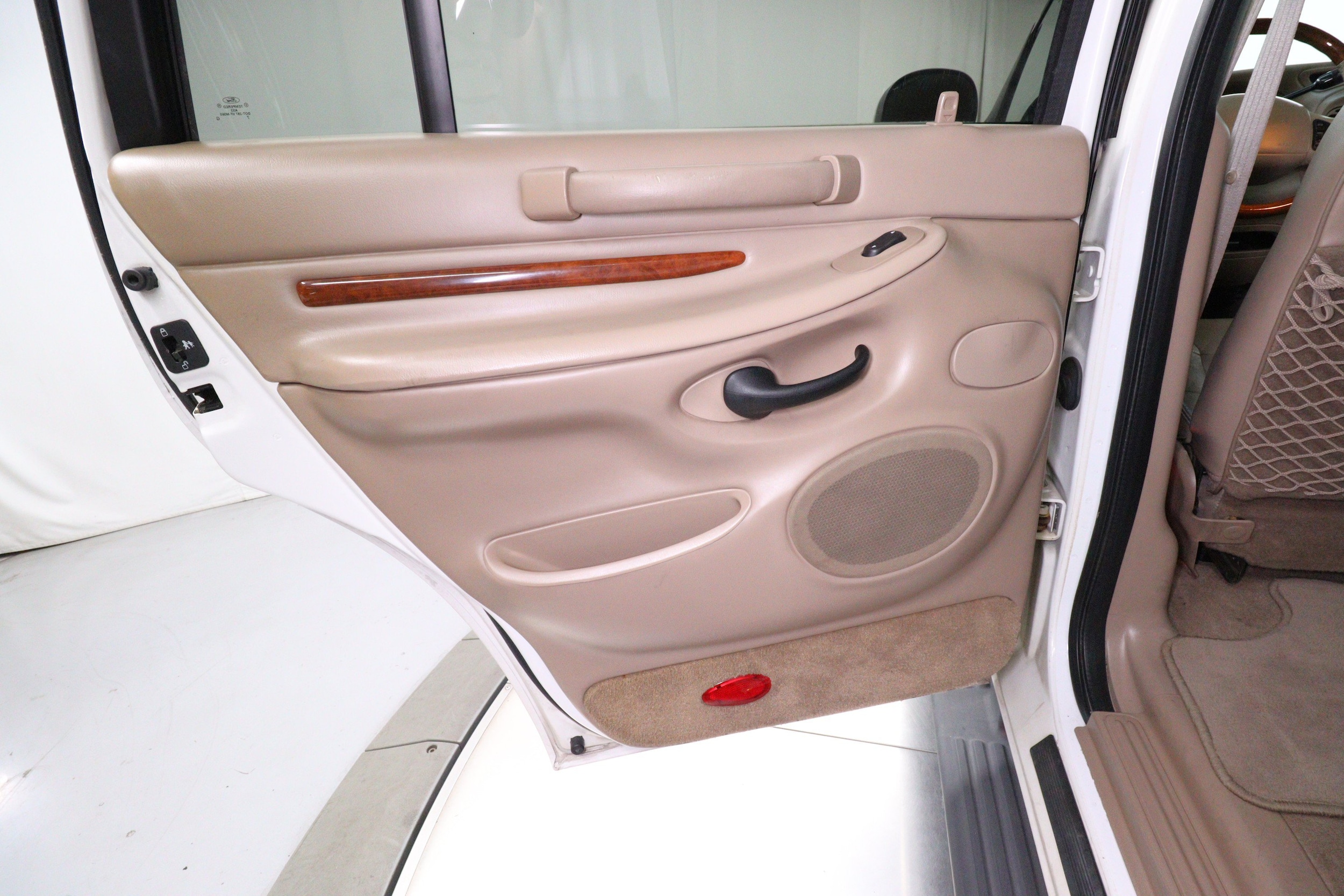 1998 Lincoln Navigator 43