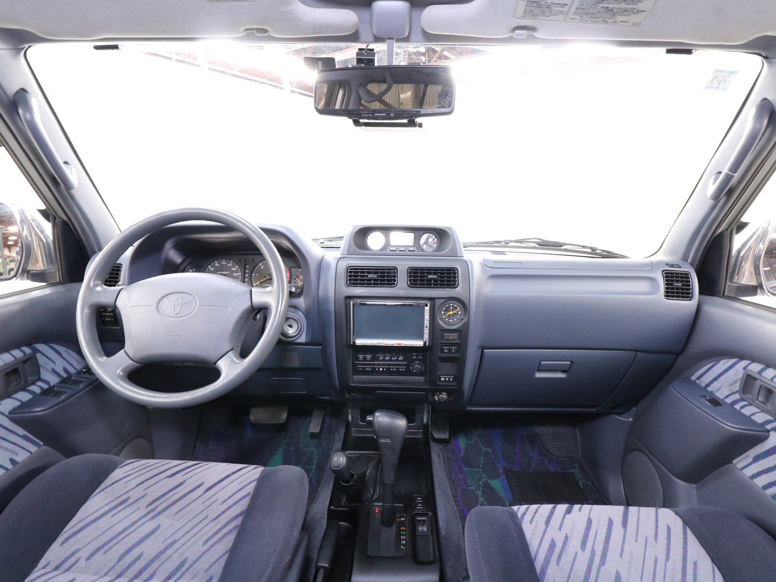 1996 Toyota Land Cruiser Prado 52