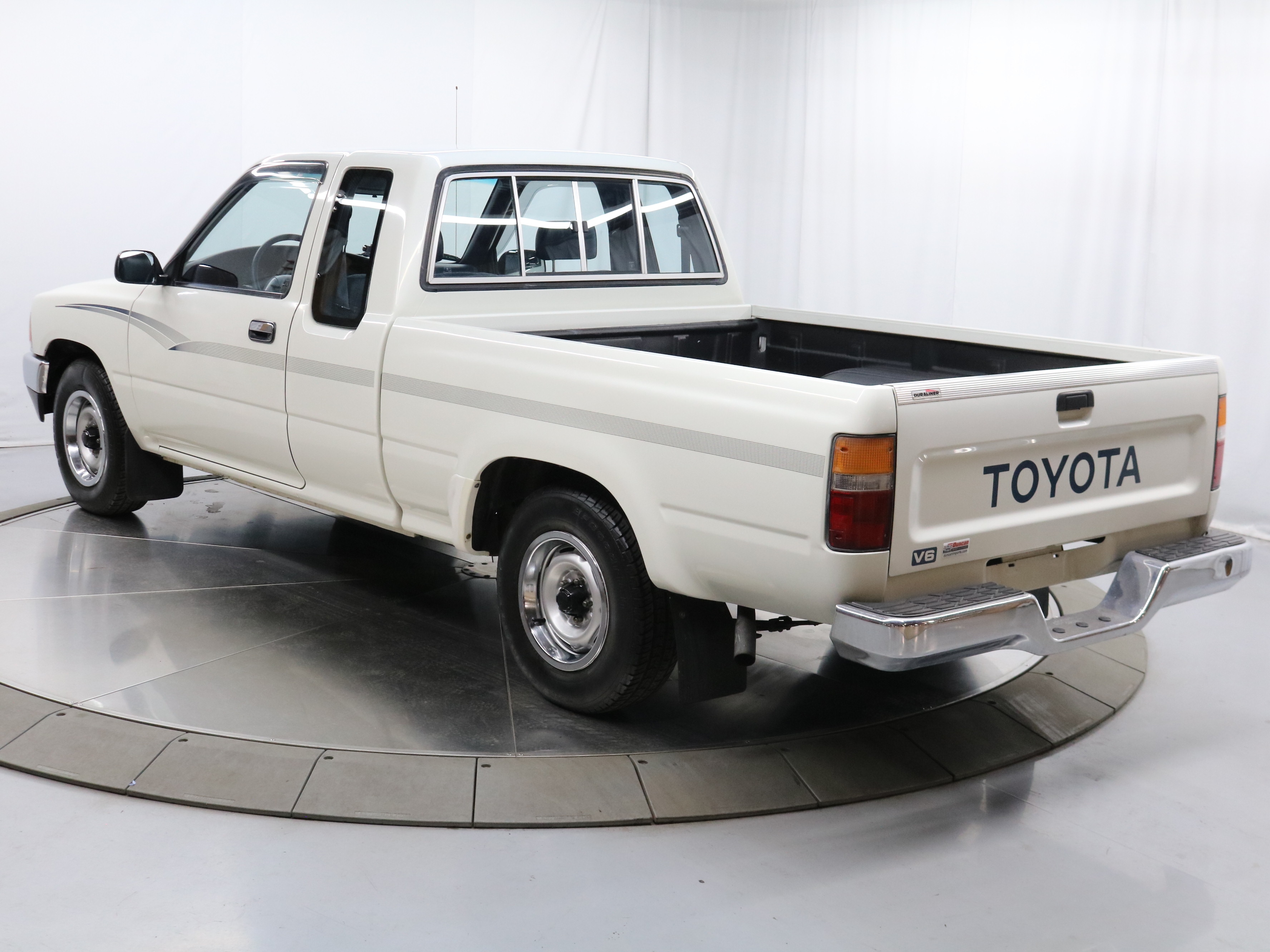 1991 Toyota HiLux 5