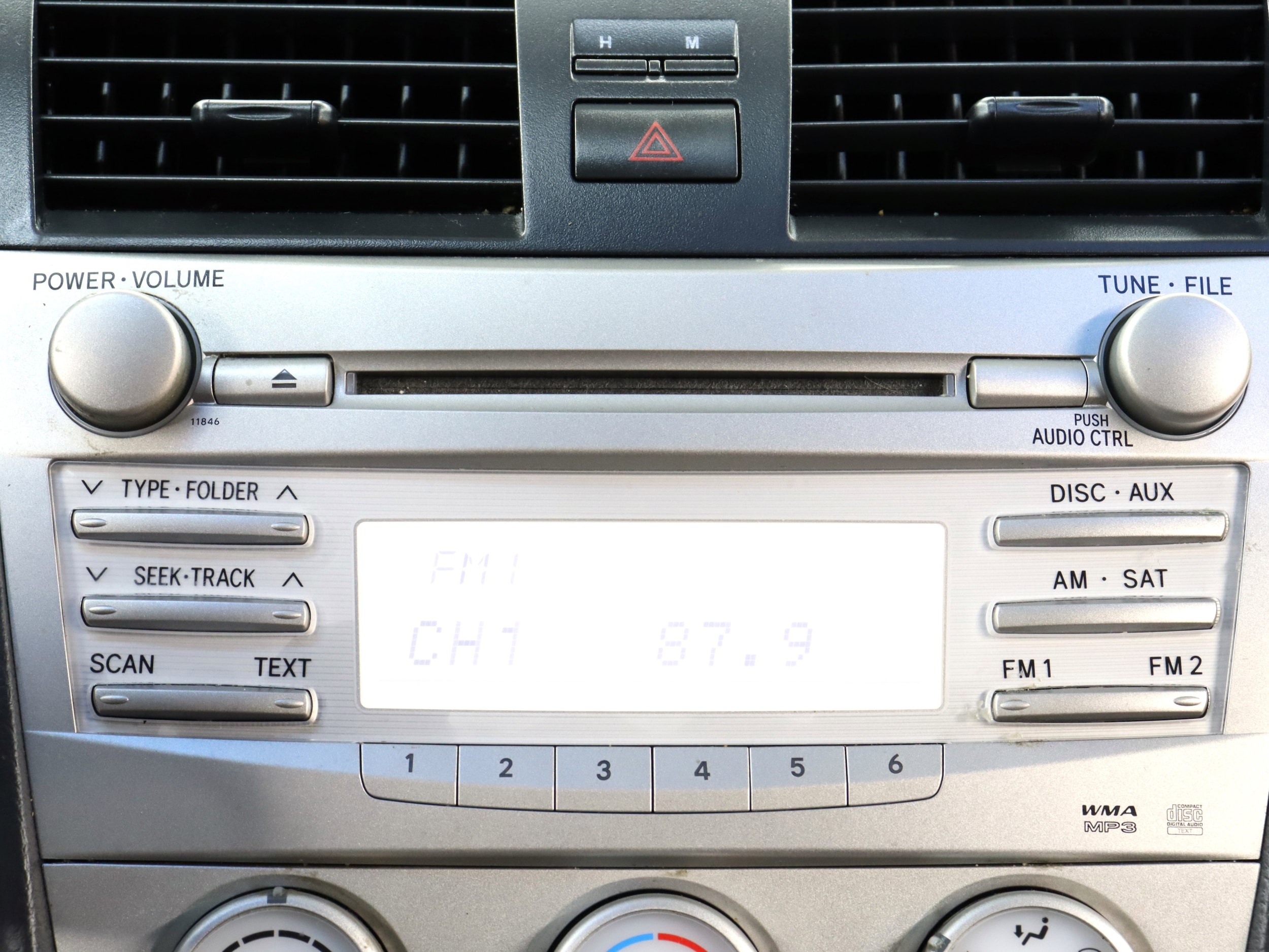 2011 Toyota Camry 12