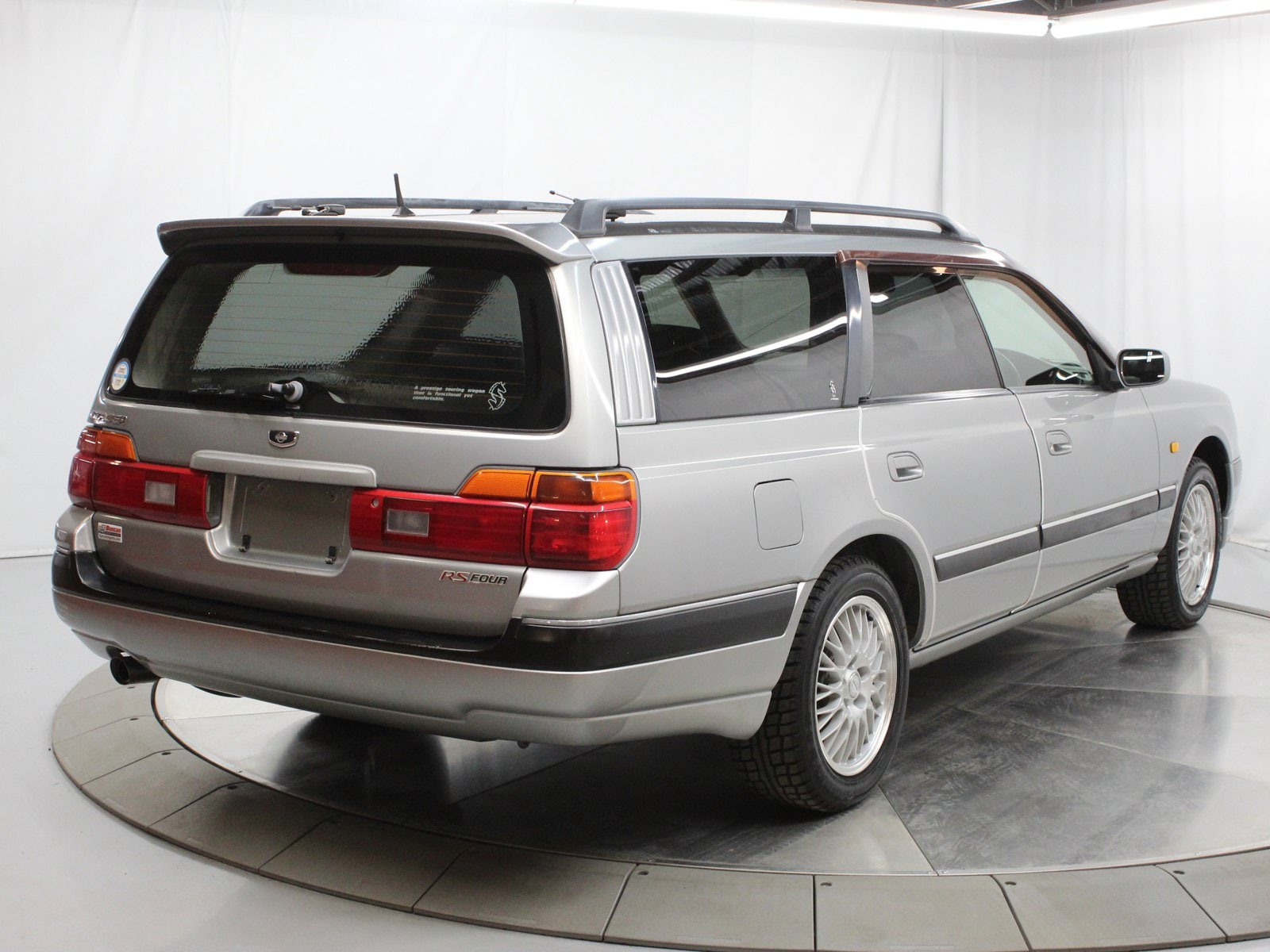 1997 Nissan Stagea 7