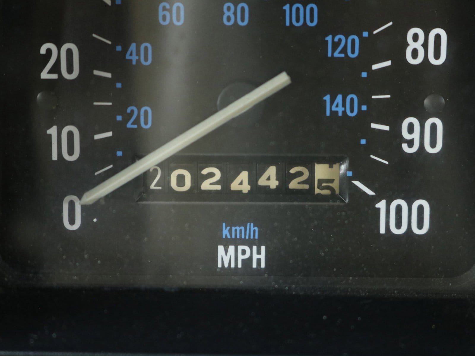 1991 Jeep Grand Wagoneer 48