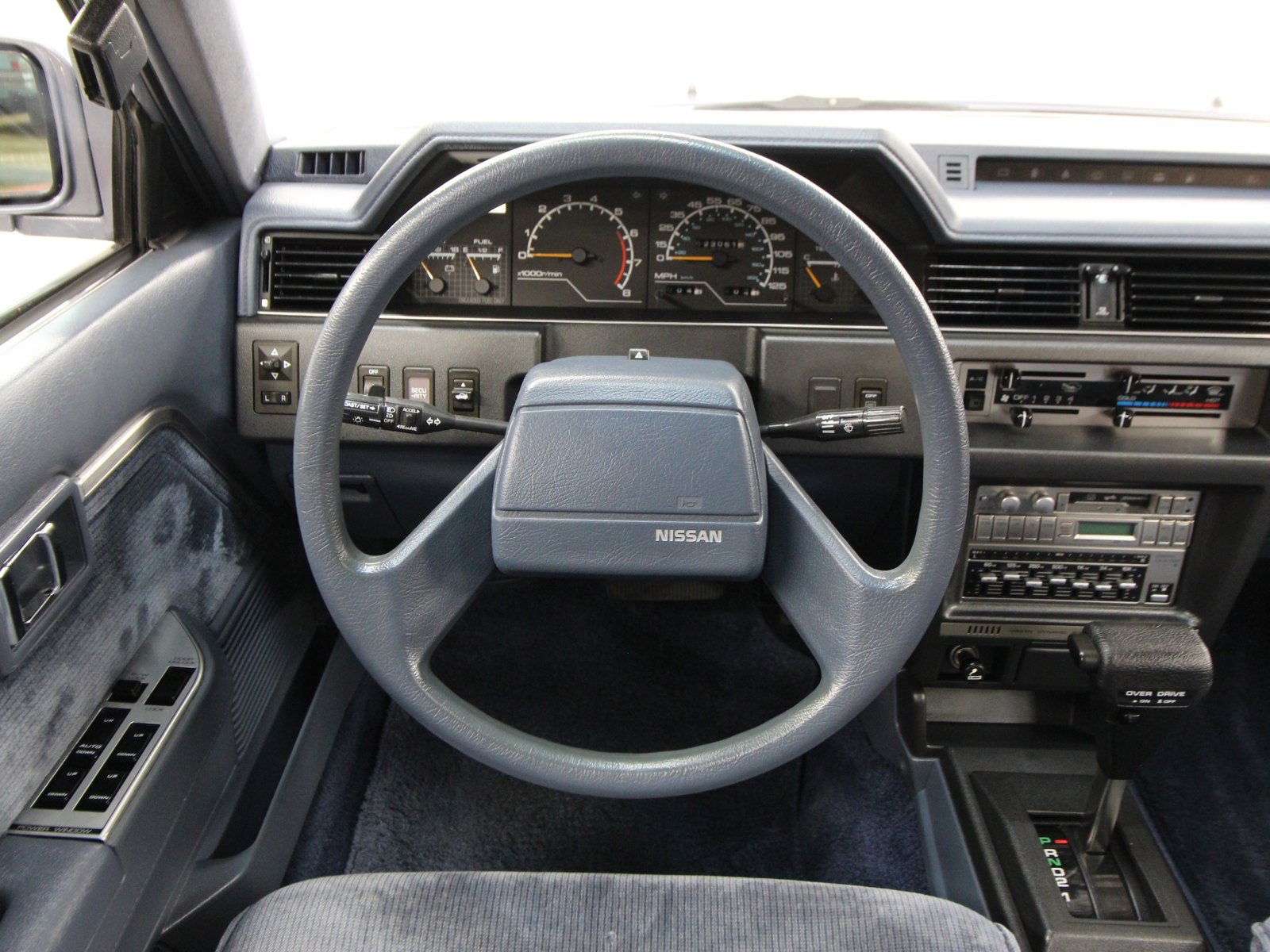 1987 Nissan Maxima 22