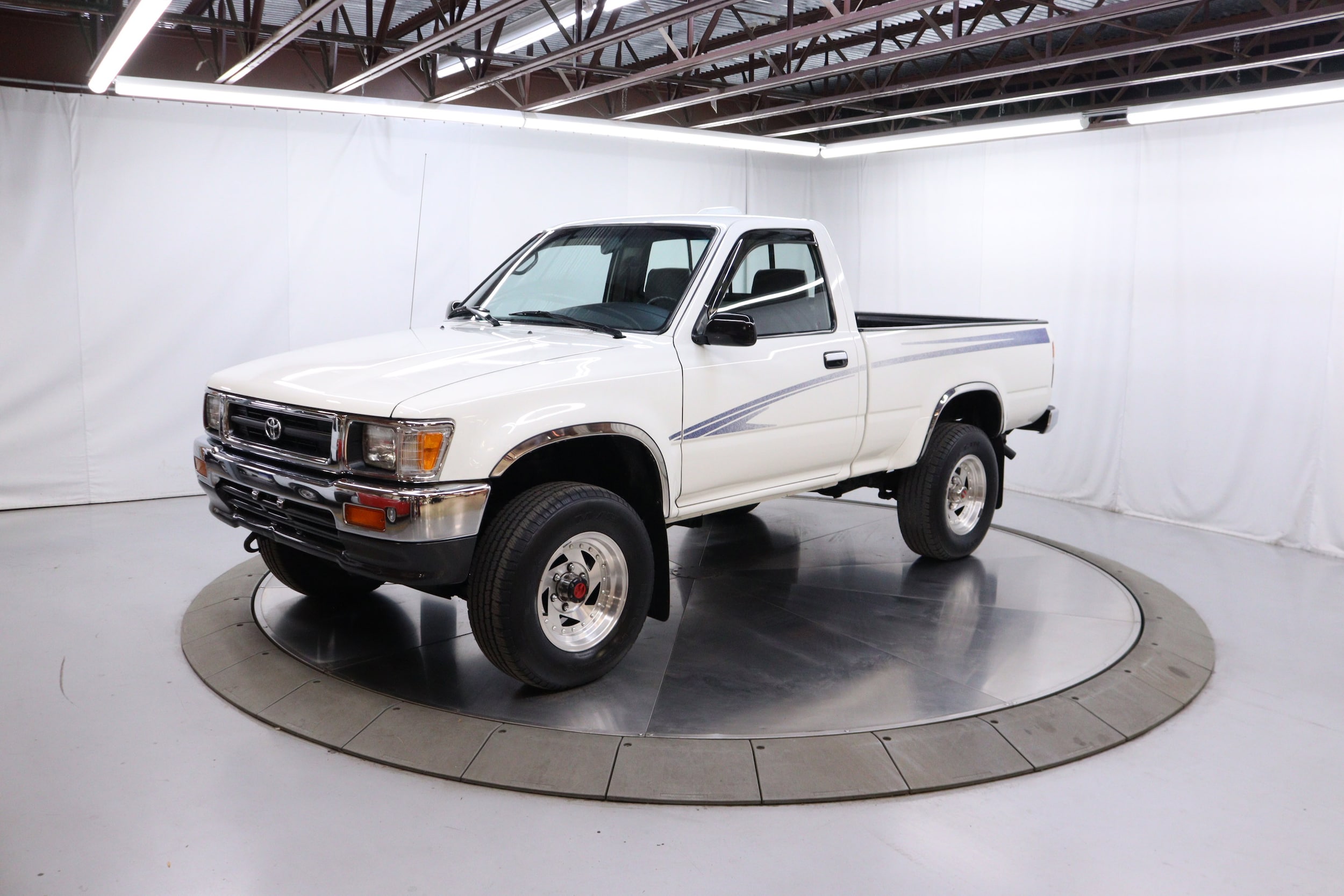 1994 Toyota Pickup 2