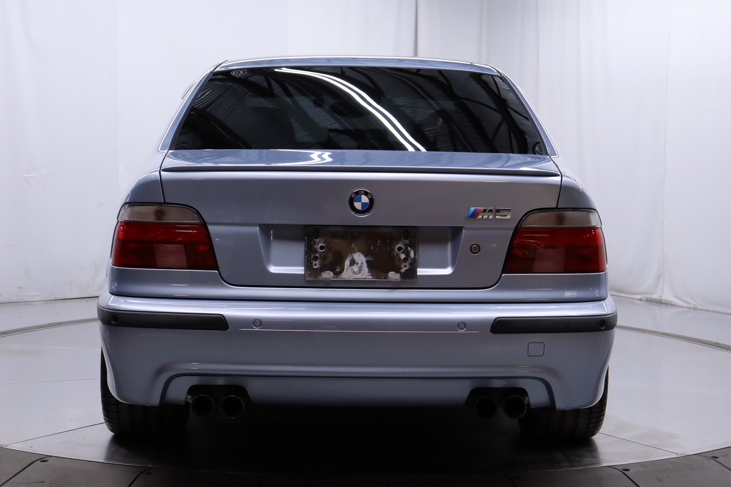 2000 BMW M5 8