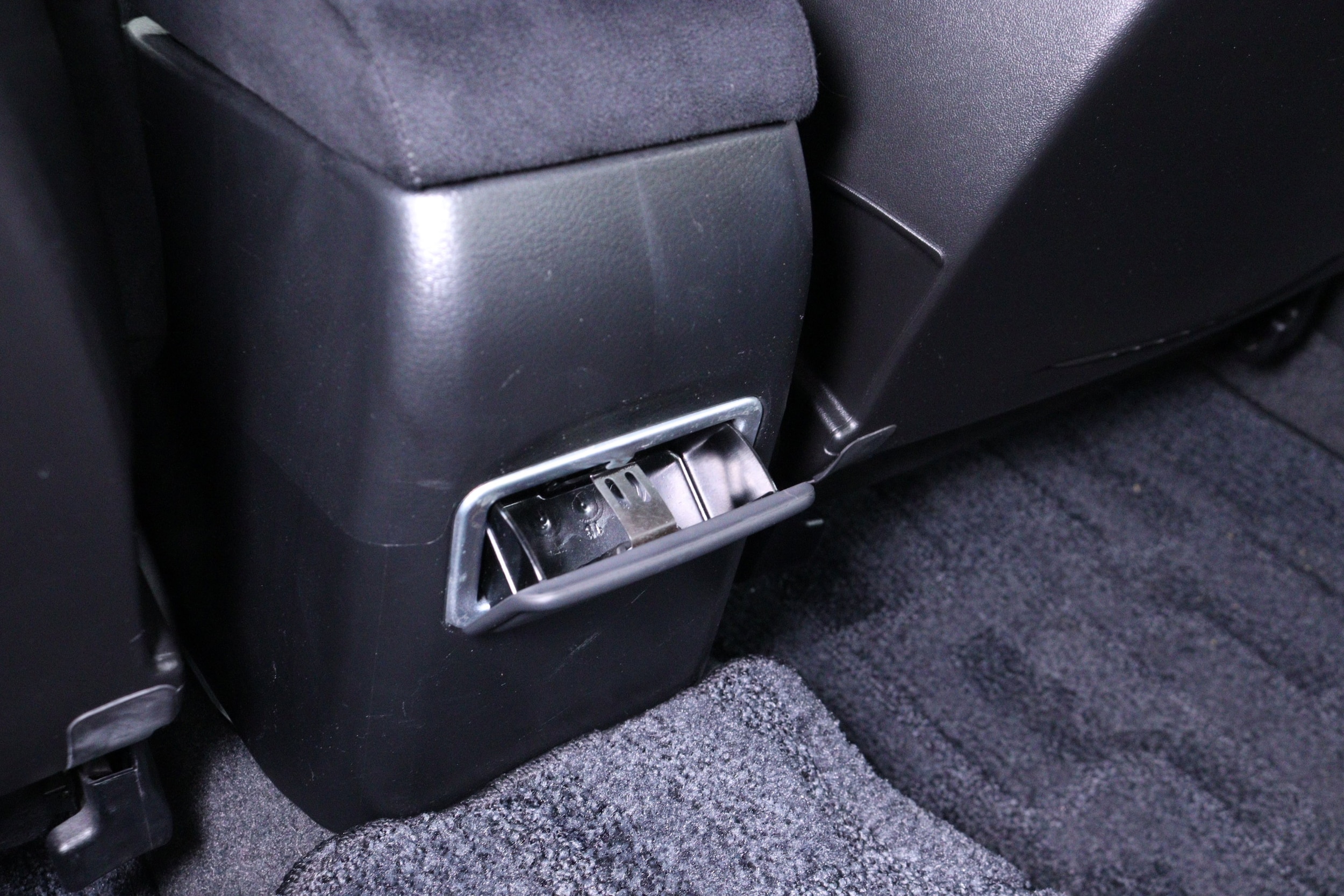 2001 Mitsubishi Lancer 63