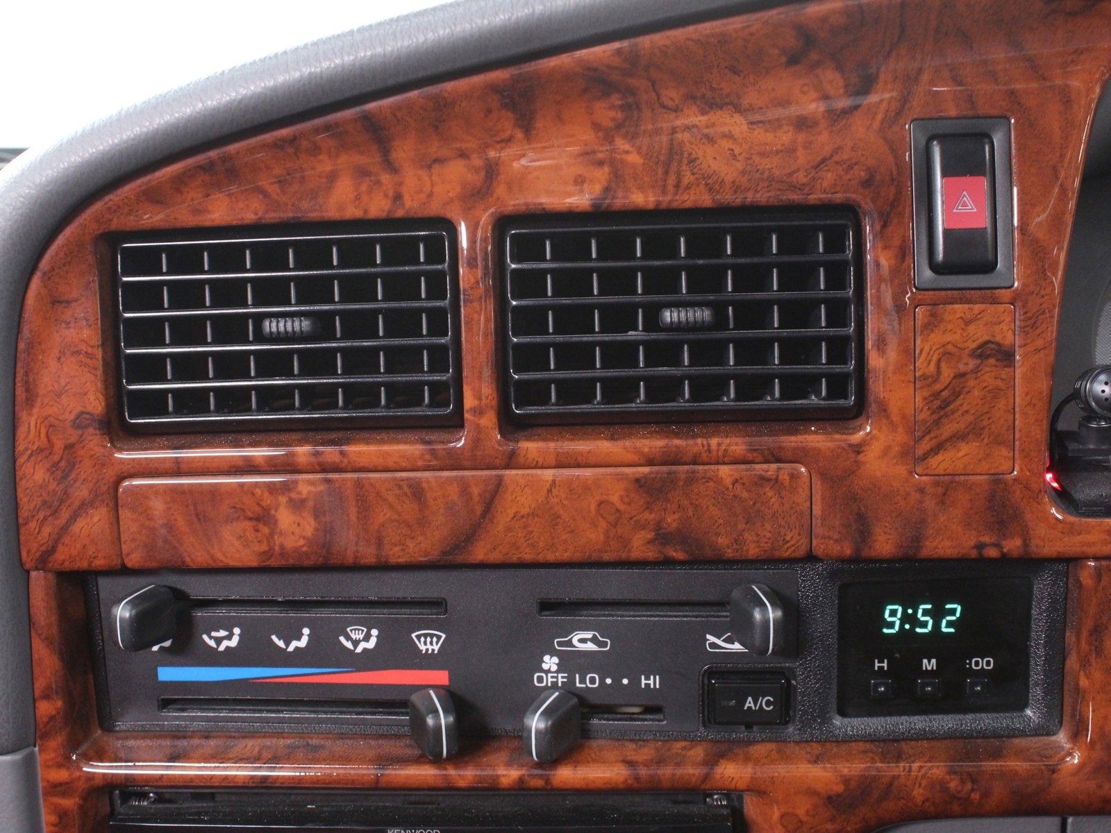 1996 Toyota Classic 12