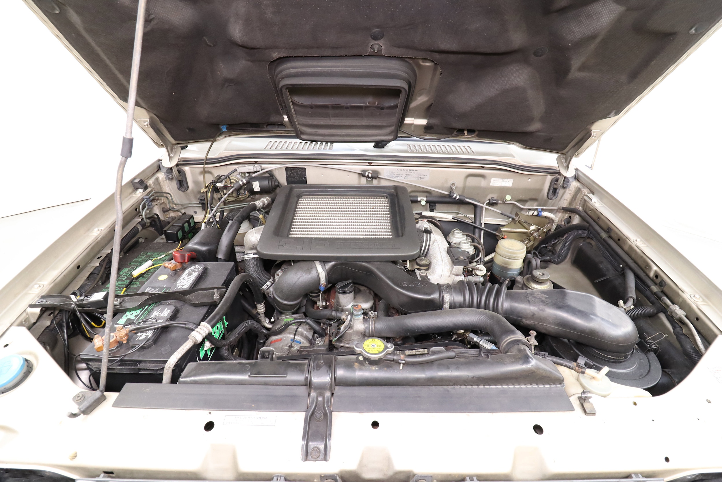1996 Isuzu Bighorn 26