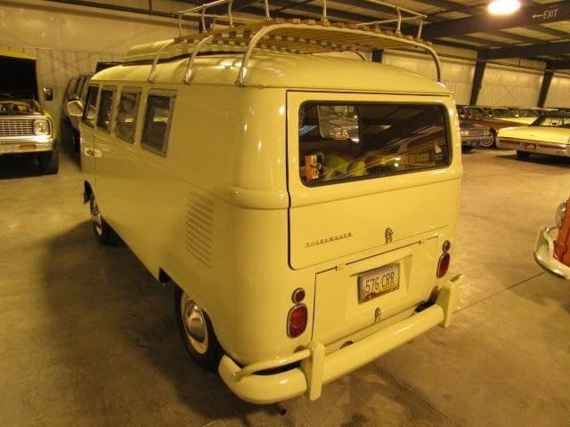 1967 Volkswagen Bus 5