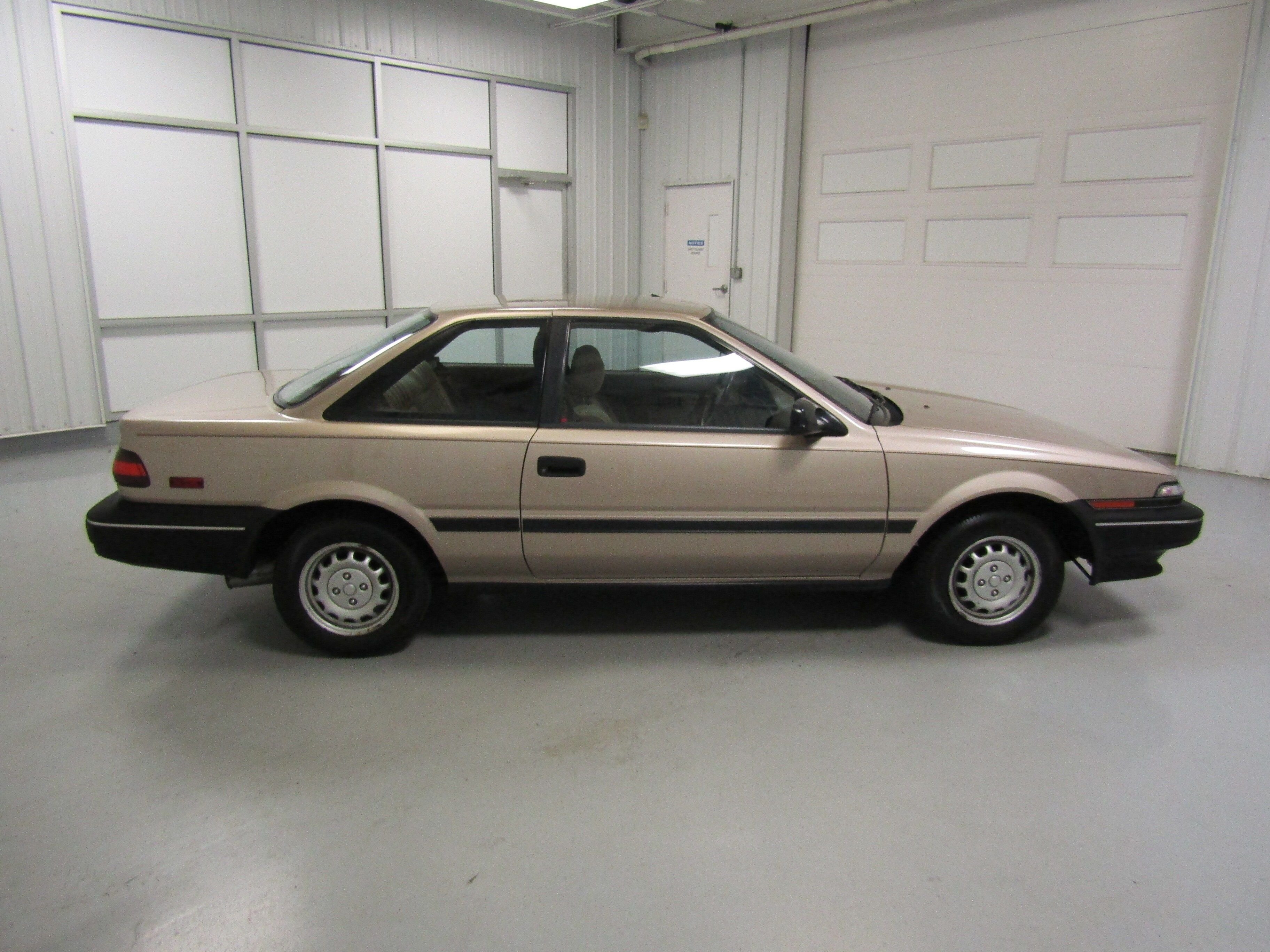 1989 Toyota Corolla 8