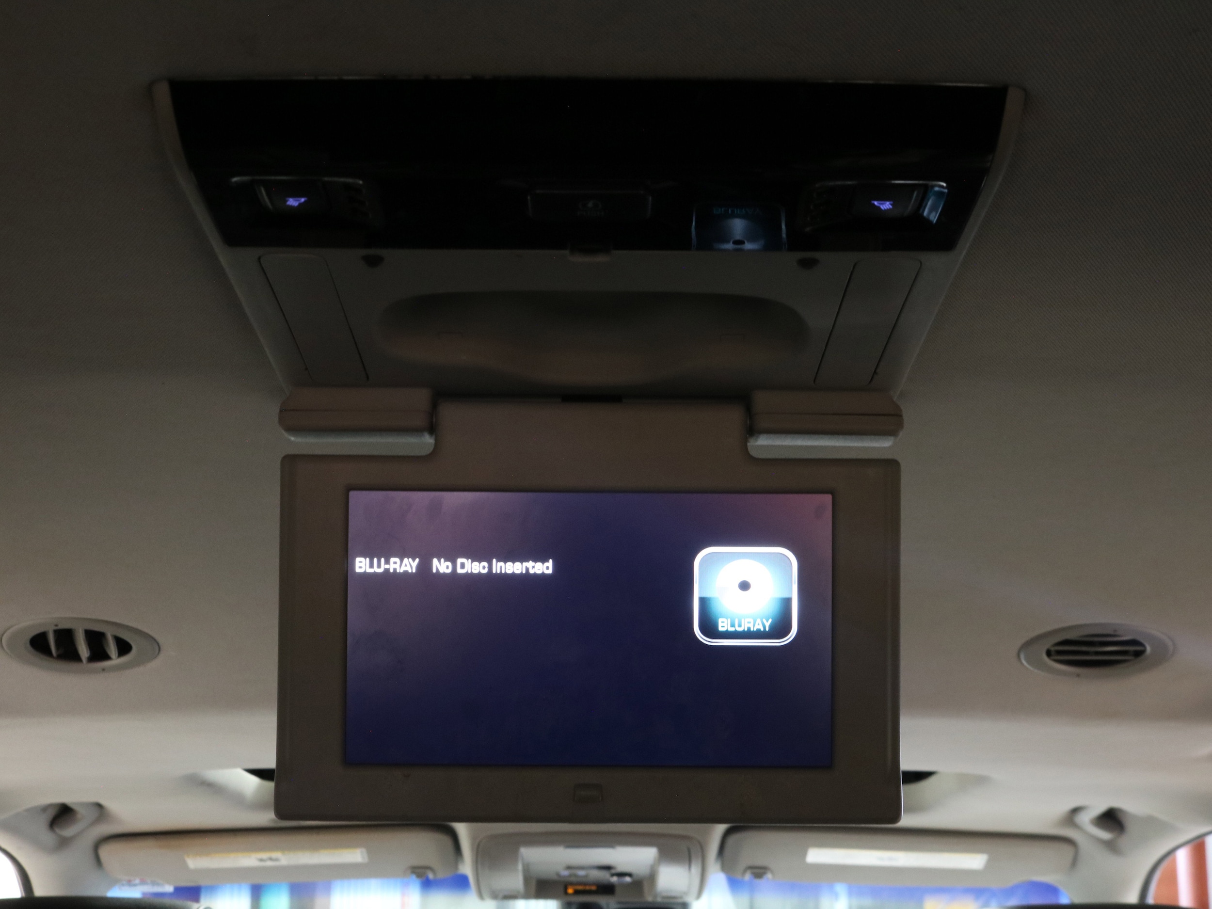 2015 Chevrolet Suburban 65