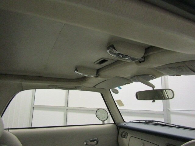 1991 Nissan Figaro 26
