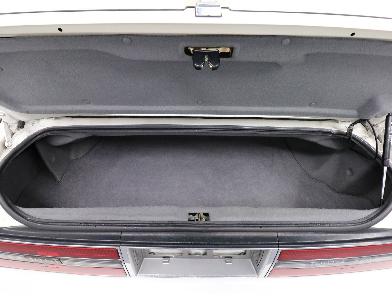 1989 Toyota Soarer 22