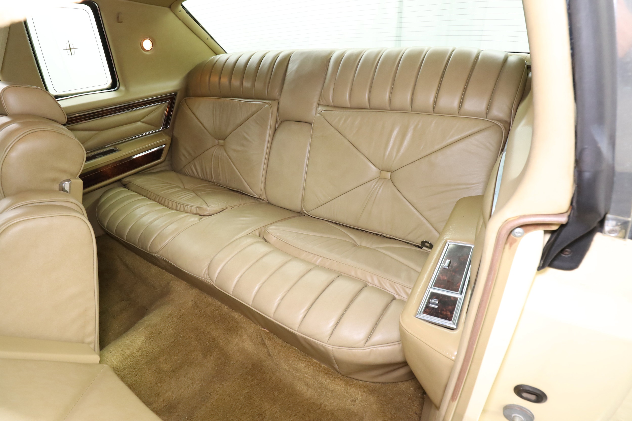 1978 Lincoln Town Car 24
