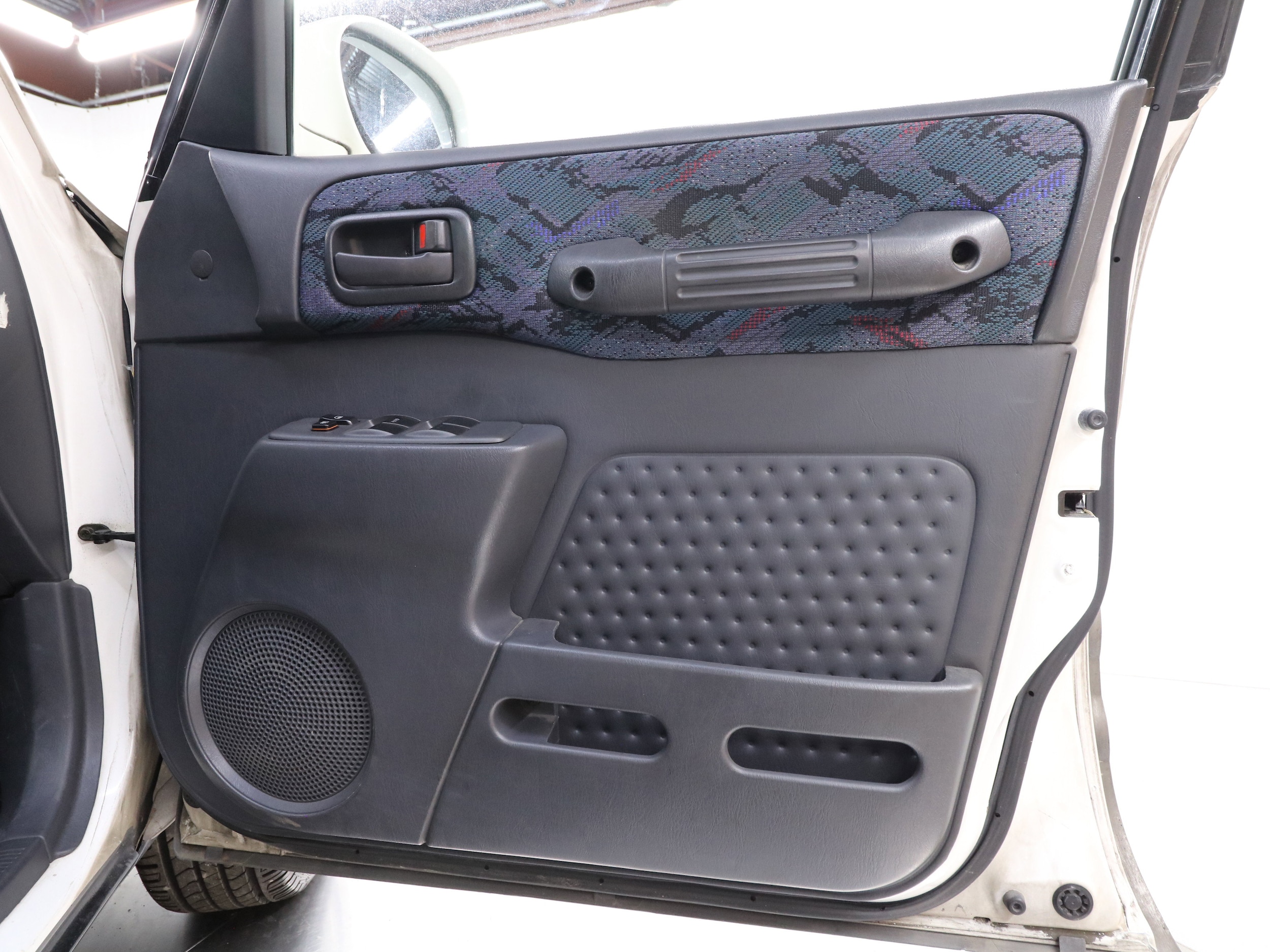 1998 Toyota RAV4 21