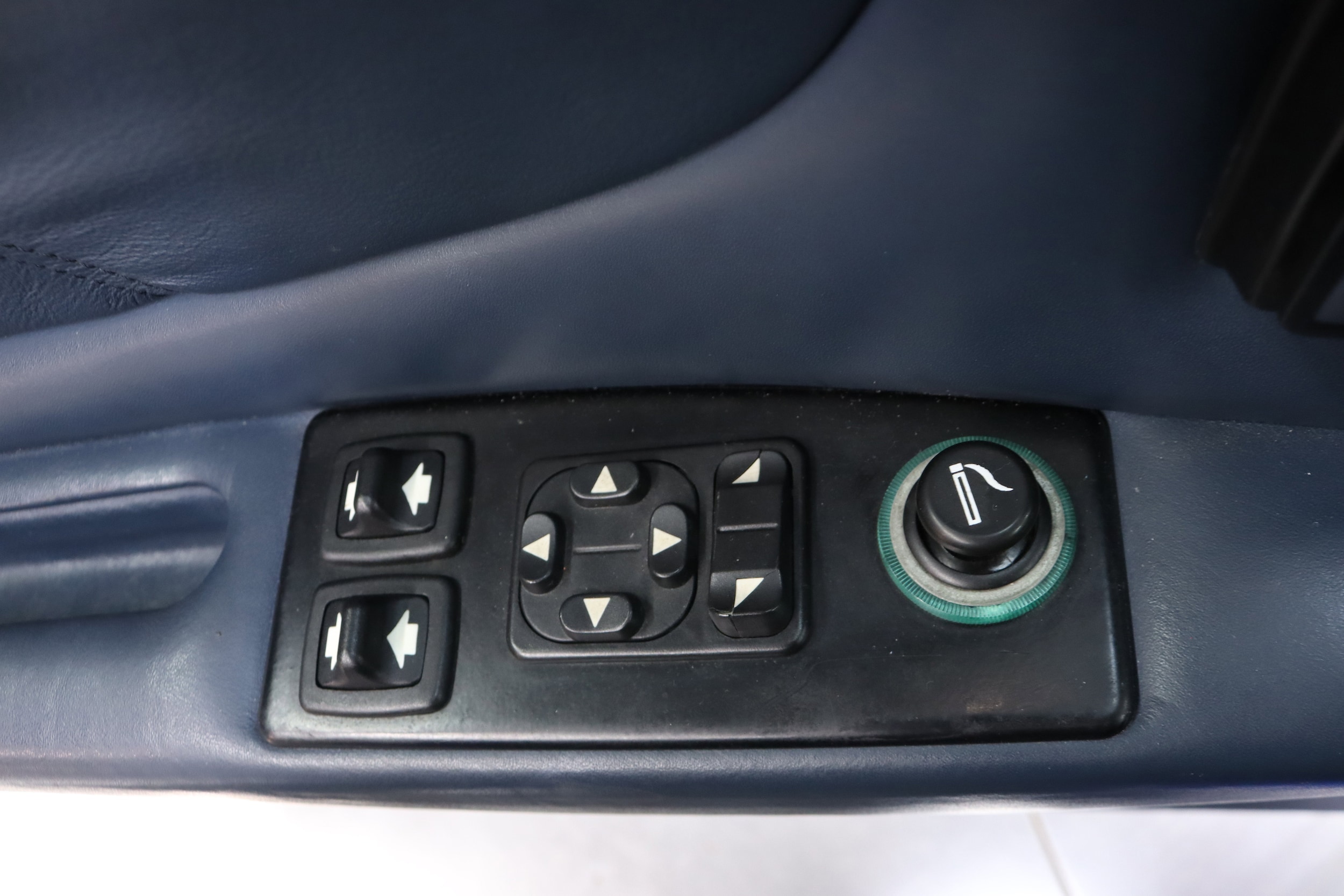 1990 Lotus Espirit Turbo SE 76