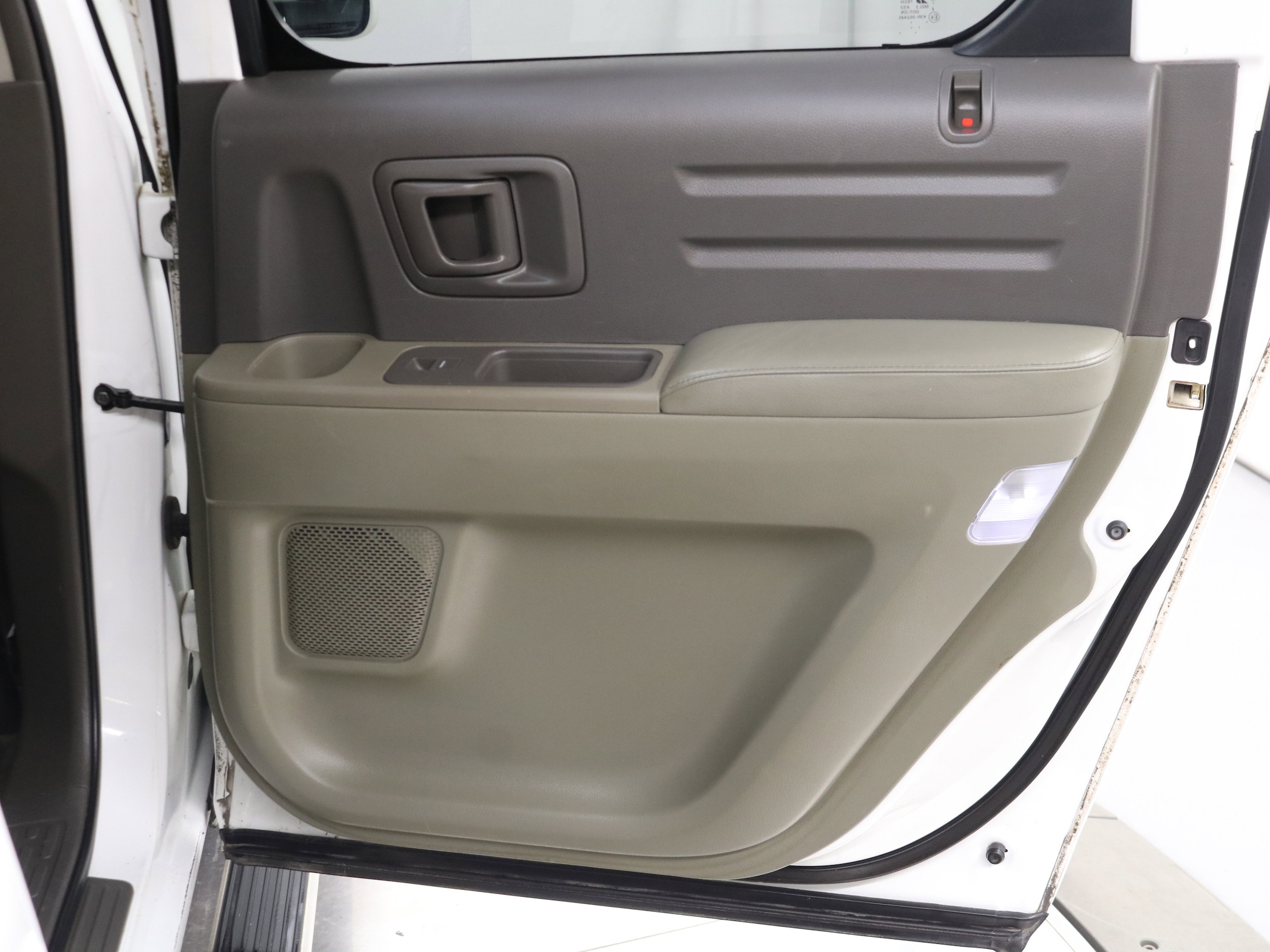 2006 Honda Ridgeline 19