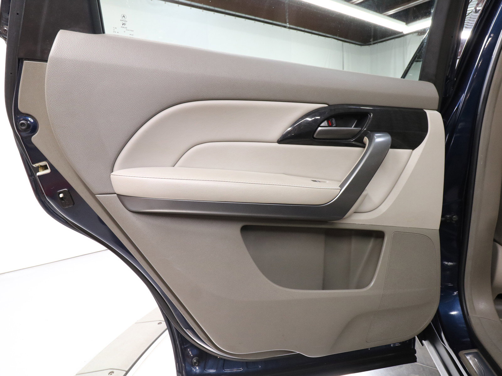 2009 Acura MDX 24