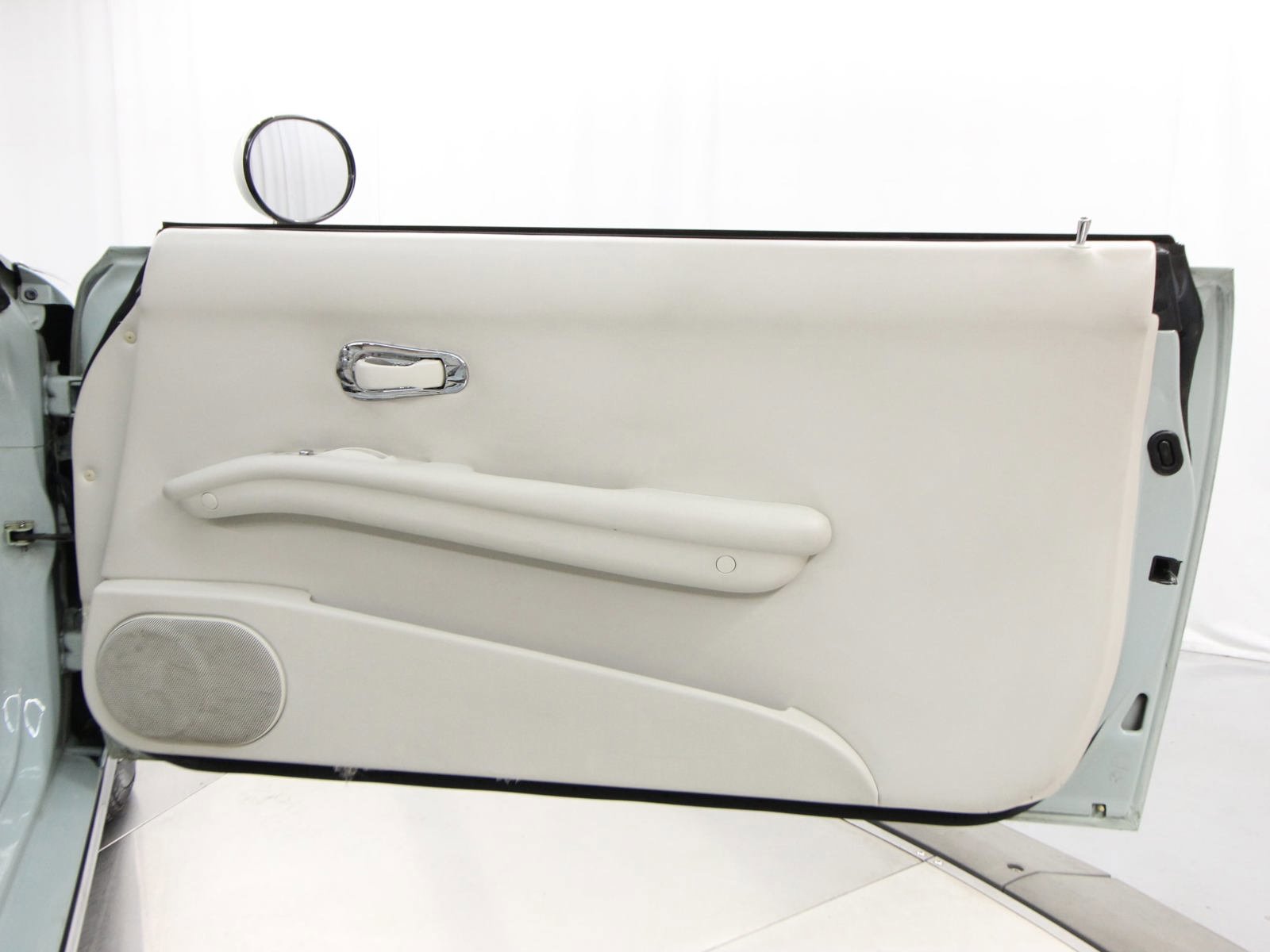 1991 Nissan Figaro 26