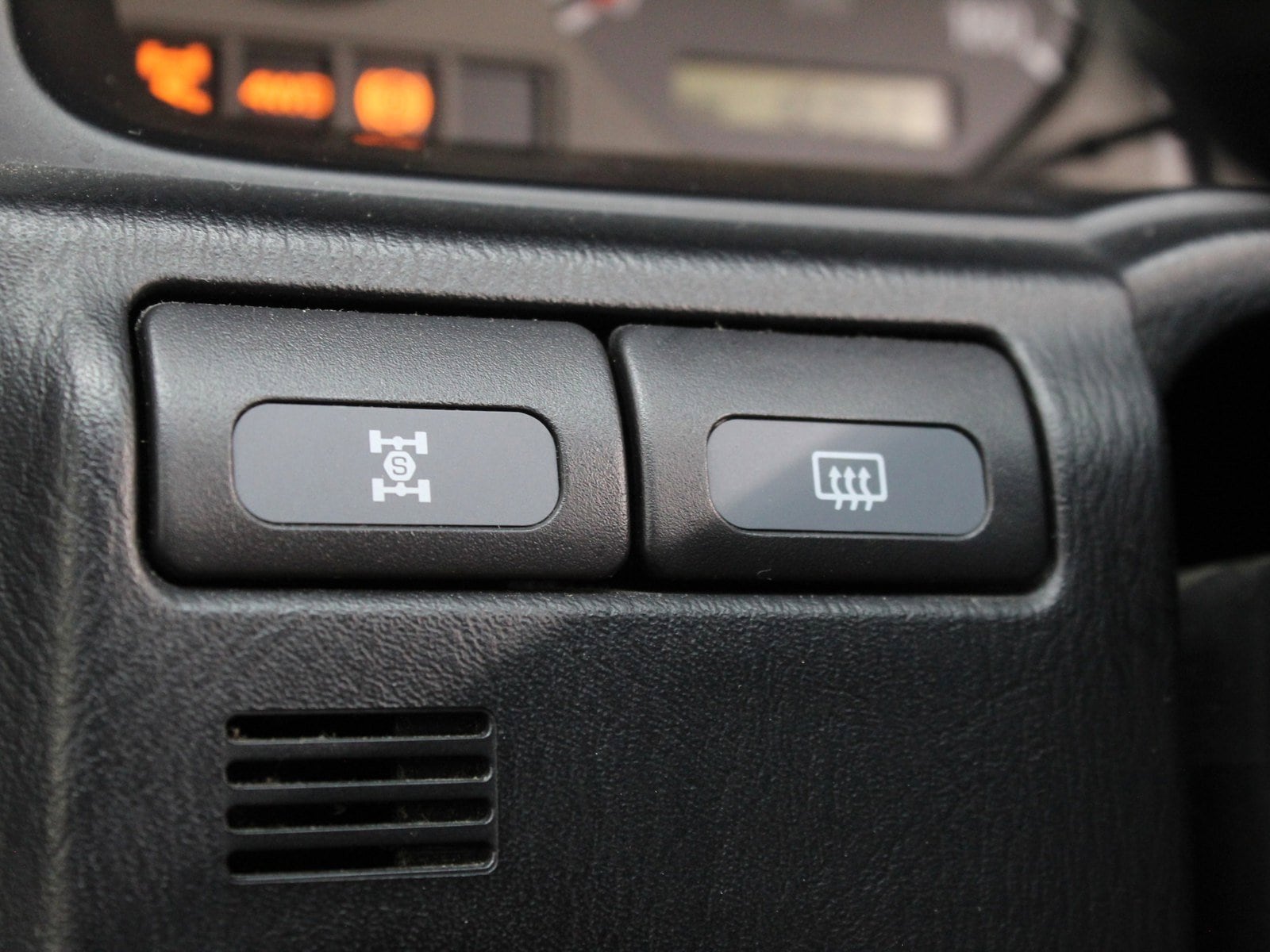 1997 Nissan Stagea 45