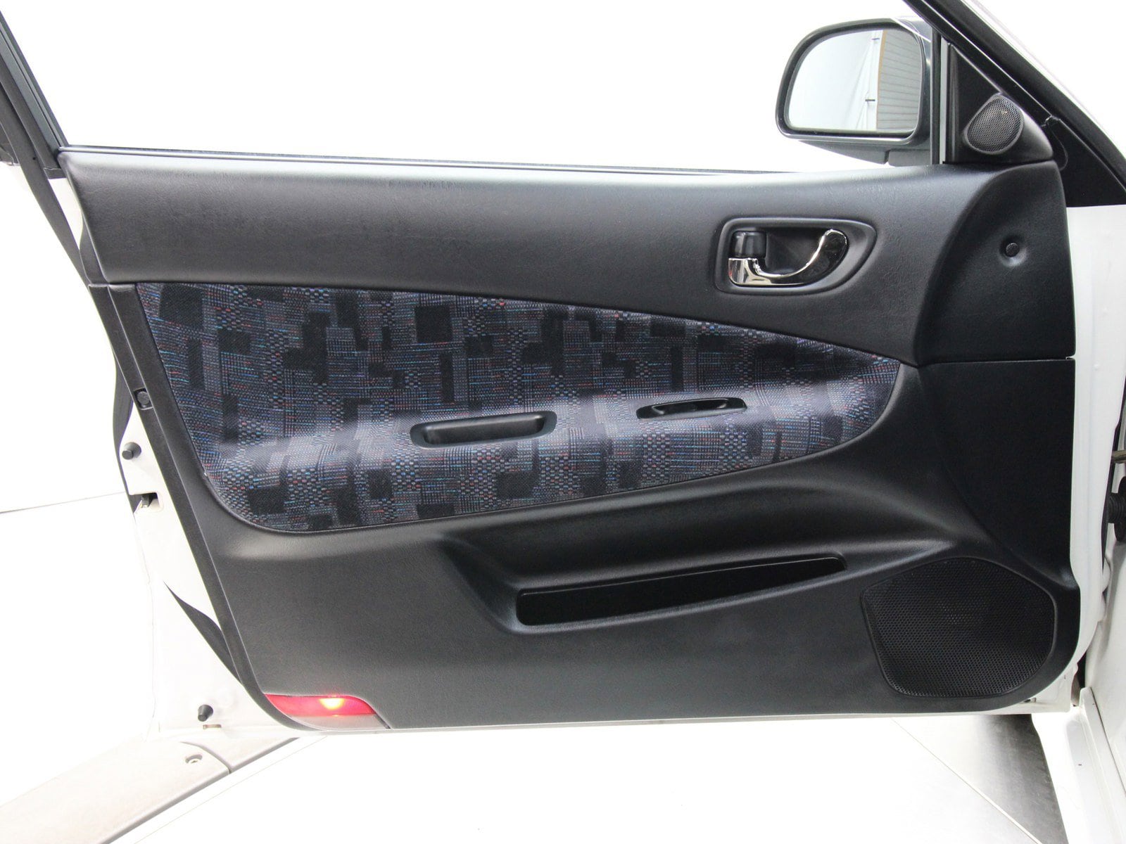 1997 Mitsubishi Legnum 22