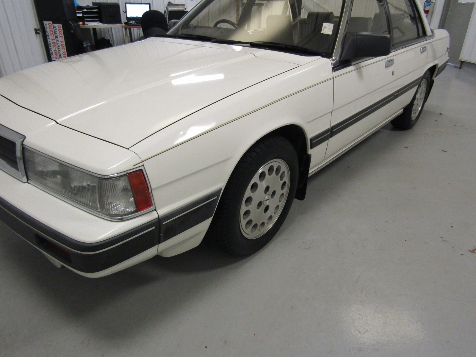 1985 Mazda Cosmo 31
