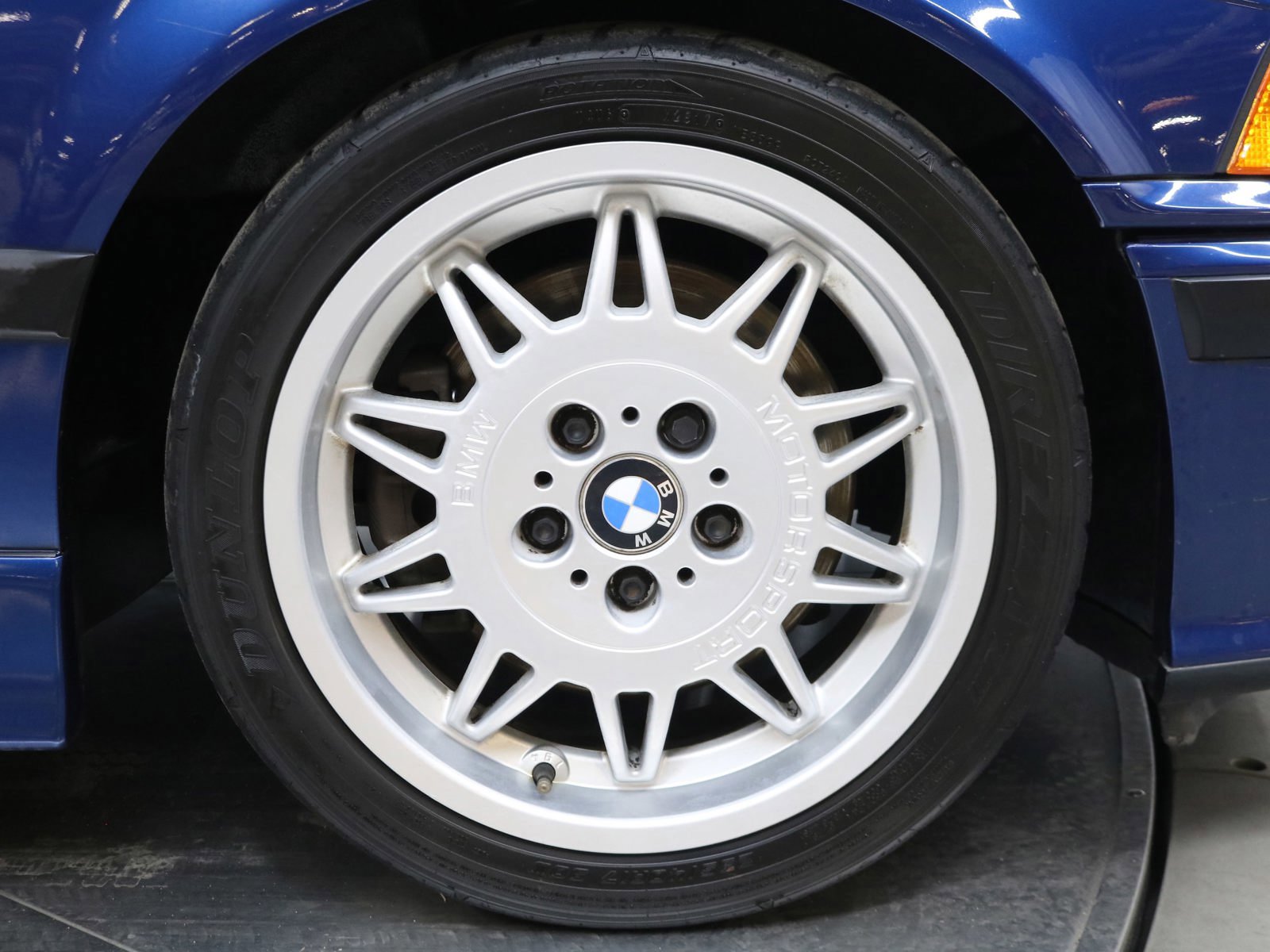 1995 BMW M3 29
