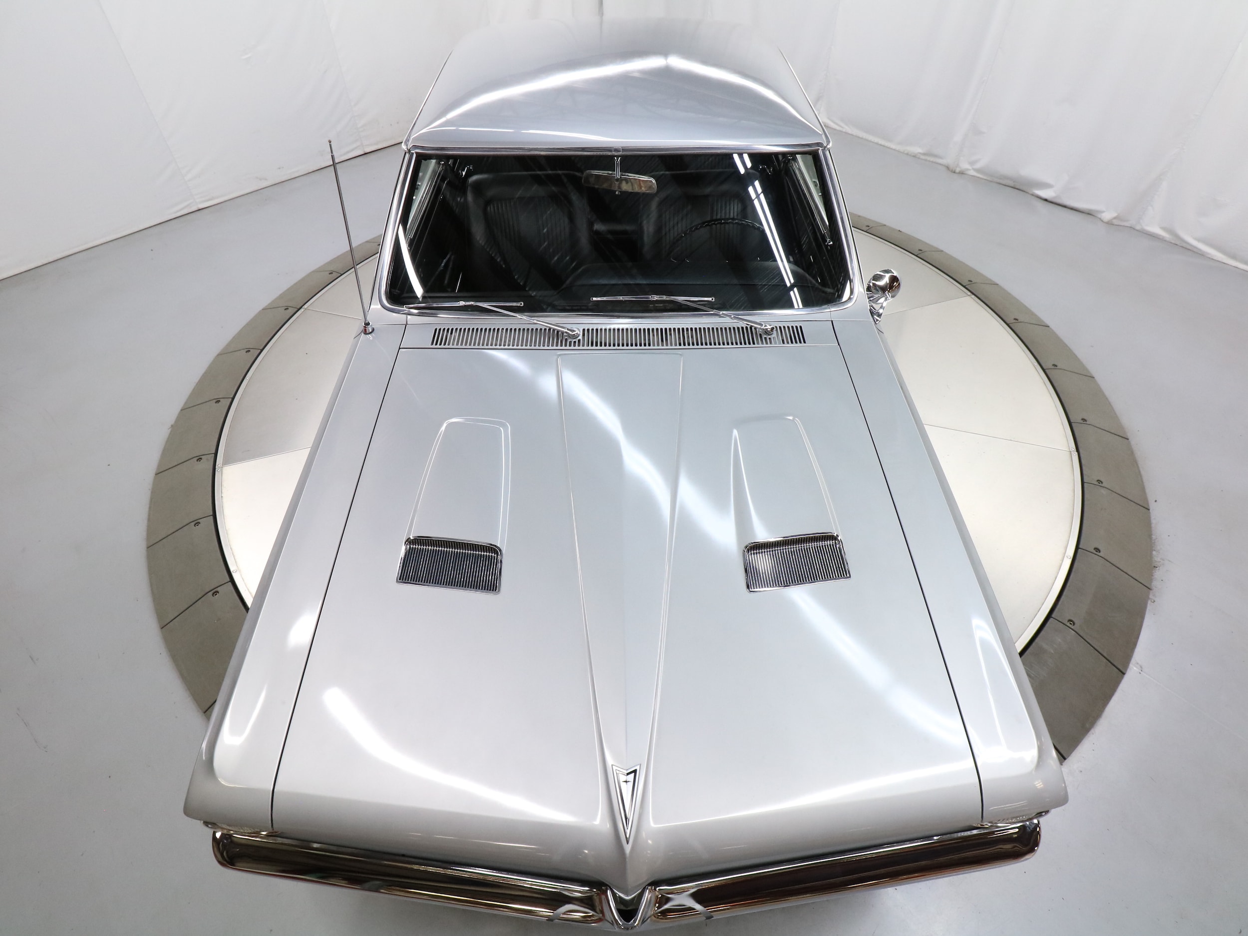 1964 Pontiac GTO 35