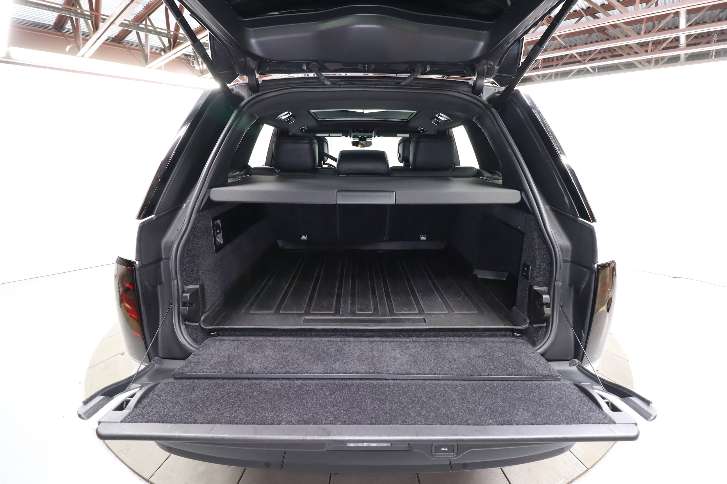 2021 Land Rover Range Rover 33